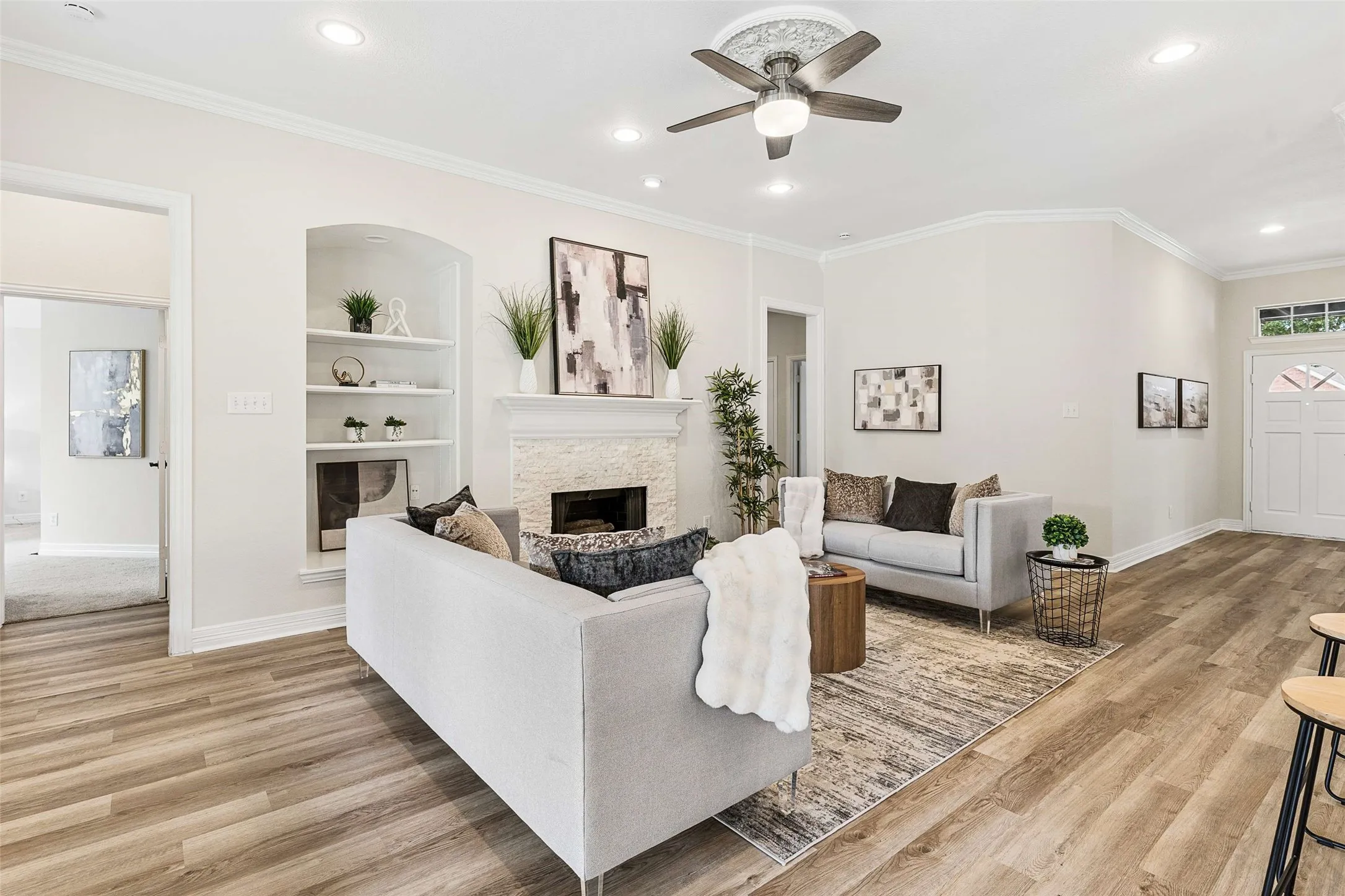 Single Family Residence For Sale in Dallas County , 633 Trail Lake Drive, Richardson, Texas 75081, 4 Bedroom, 2 Bathroom, 2 Garage spaces, 2,041 Sqft, built in 2001, mls#21378124, Real Estate Agent in Richardson, Homes For Sale in Dallas county, Homes For Sale in Richardson, Realtor in Richardson Texas, Real Estate Brokerage Independent Realty Texas, Luminita Cordes Realtor
