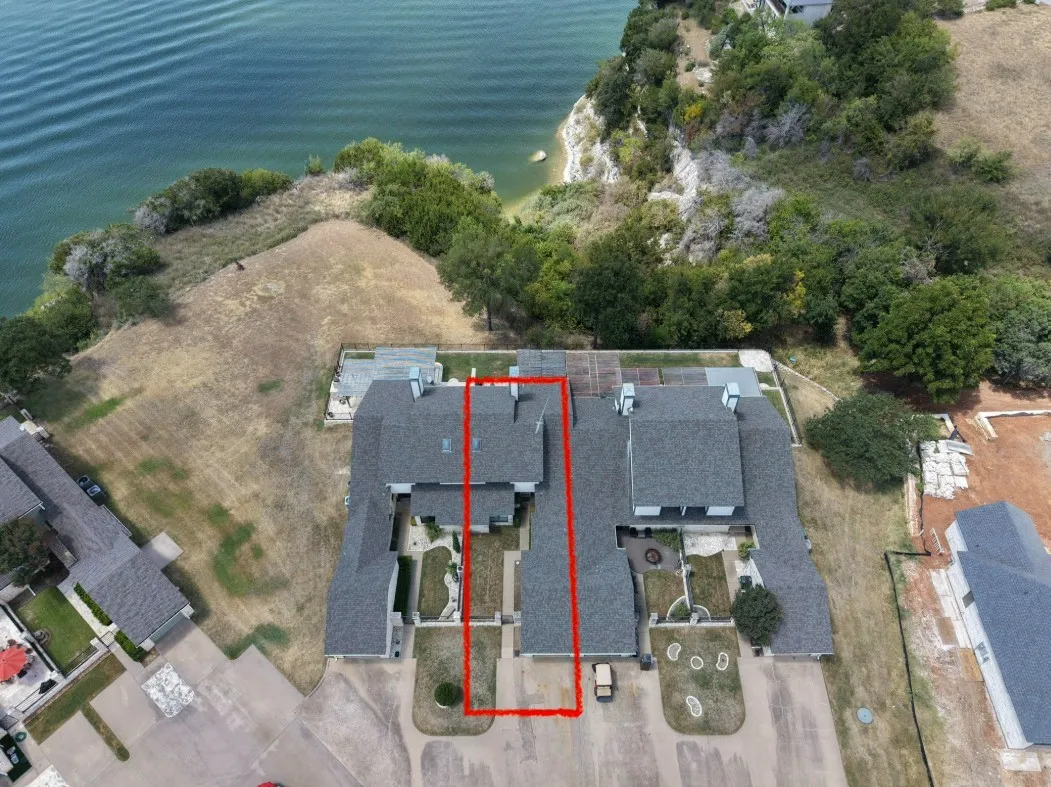 Condominium For Sale in Hill County , 19083 White Bluff Drive 106, Whitney, Texas 76692, 3 Bedroom, 3 Bathroom, 1 Garage spaces, 1,821 Sqft, built in 1997, mls#21377168, Real Estate Agent in Whitney, Homes For Sale in Hill county, Homes For Sale in Whitney, Realtor in Whitney Texas, Real Estate Brokerage Independent Realty Texas, Luminita Cordes Realtor