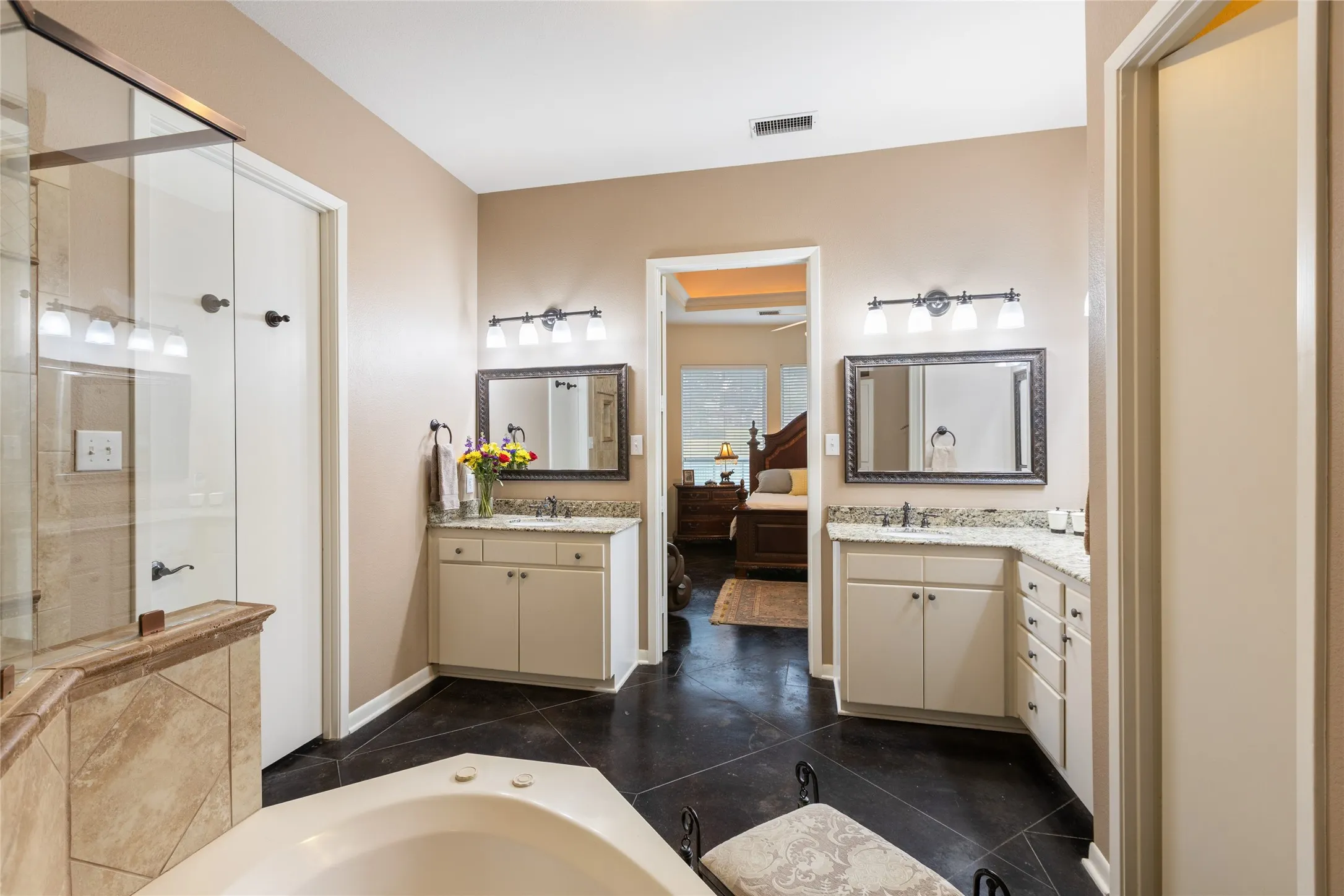 Double Vanity and sinks