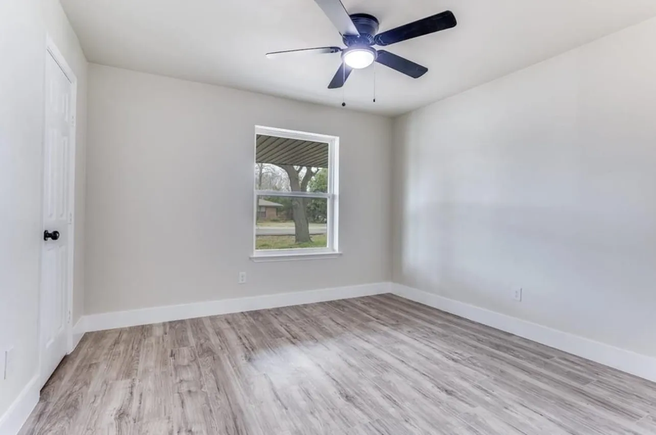 Single Family Residence For Rent in Dallas County , 7901 Esquire Lane, Rowlett, Texas 75089, 4 Bedroom, 4 Bathroom, 2 Garage spaces, 2,864 Sqft, built in 1972, mls#21375724, Real Estate Agent in Rowlett, Homes For Rent in Dallas county, Homes For Rent in Rowlett, Realtor in Rowlett Texas, Real Estate Brokerage Independent Realty Texas, Luminita Cordes Realtor
