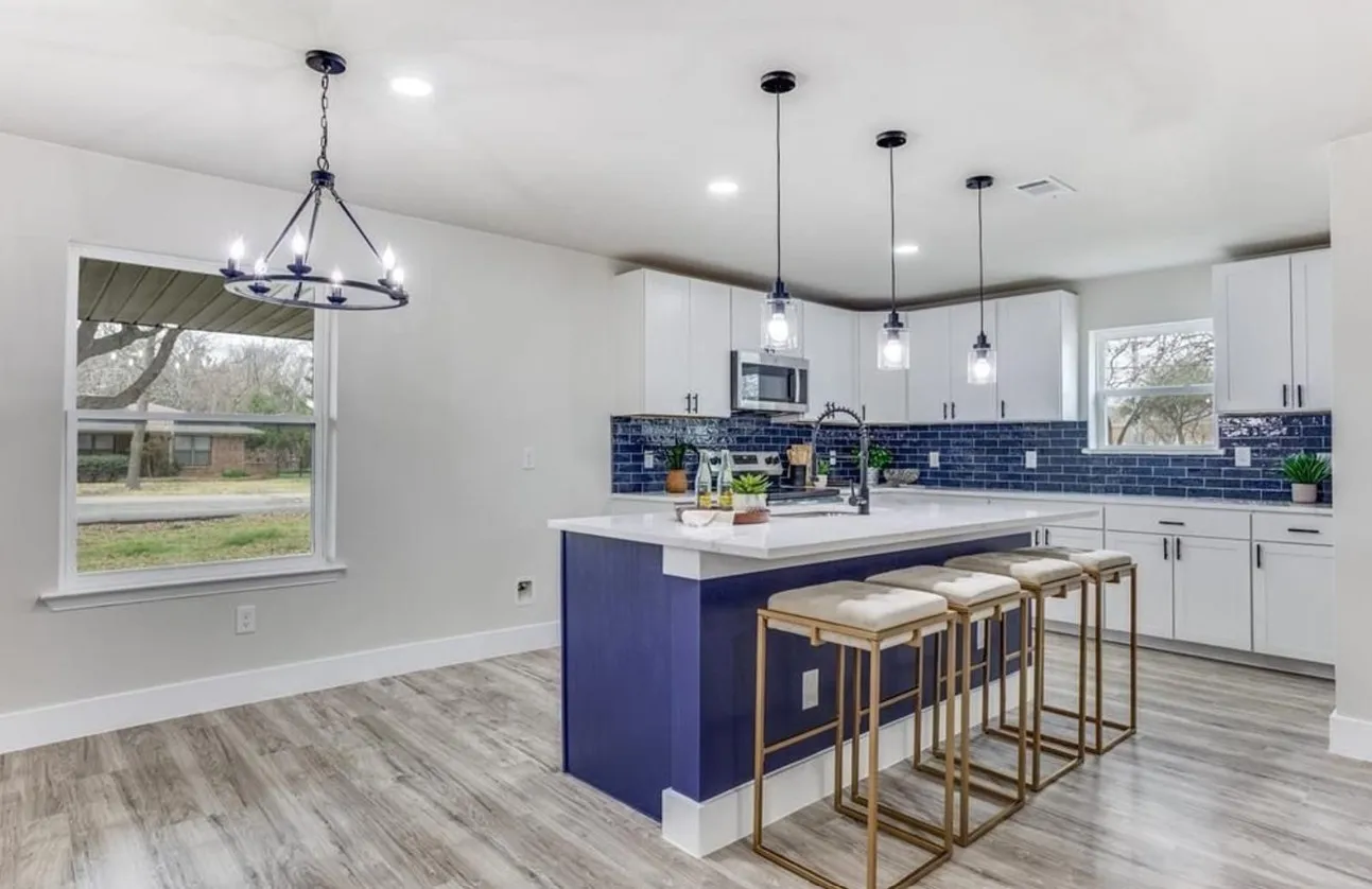 Single Family Residence For Rent in Dallas County , 7901 Esquire Lane, Rowlett, Texas 75089, 4 Bedroom, 4 Bathroom, 2 Garage spaces, 2,864 Sqft, built in 1972, mls#21375724, Real Estate Agent in Rowlett, Homes For Rent in Dallas county, Homes For Rent in Rowlett, Realtor in Rowlett Texas, Real Estate Brokerage Independent Realty Texas, Luminita Cordes Realtor