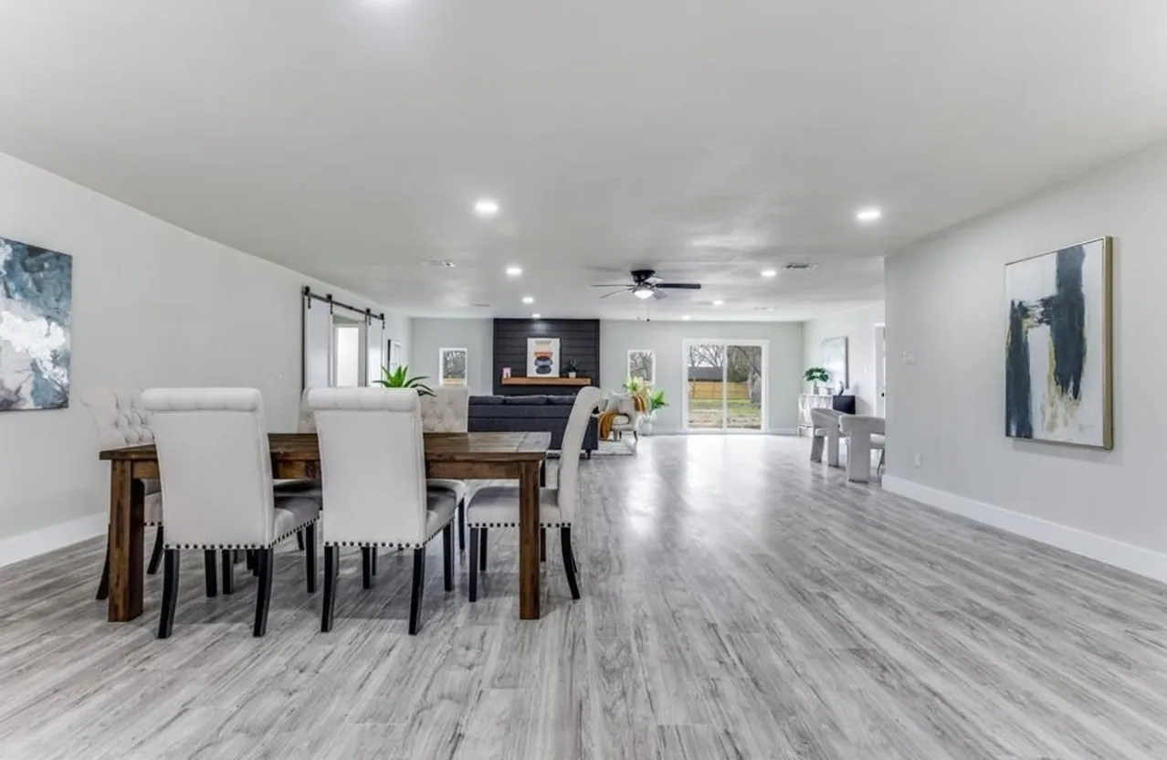 Single Family Residence For Rent in Dallas County , 7901 Esquire Lane, Rowlett, Texas 75089, 4 Bedroom, 4 Bathroom, 2 Garage spaces, 2,864 Sqft, built in 1972, mls#21375724, Real Estate Agent in Rowlett, Homes For Rent in Dallas county, Homes For Rent in Rowlett, Realtor in Rowlett Texas, Real Estate Brokerage Independent Realty Texas, Luminita Cordes Realtor