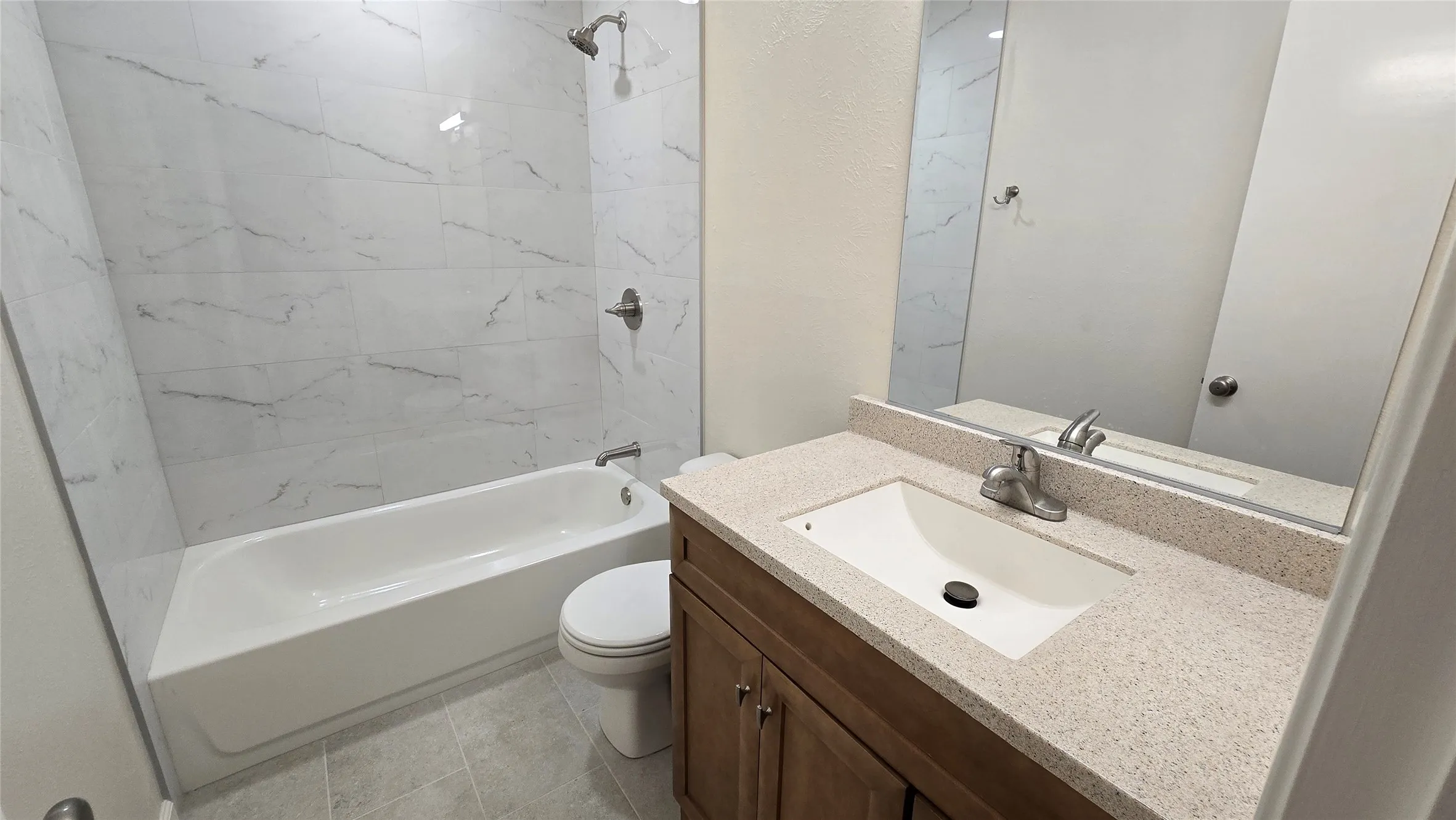 Duplex For Rent in Collin County , 8897 Marilyn Drive, Frisco, Texas 75033, 2 Bedroom, 2 Bathroom, Garage spaces, 1,014 Sqft, built in 1983, mls#21378096, Real Estate Agent in Frisco, Homes For Rent in Collin county, Homes For Rent in Frisco, Realtor in Frisco Texas, Real Estate Brokerage Independent Realty Texas, Luminita Cordes Realtor