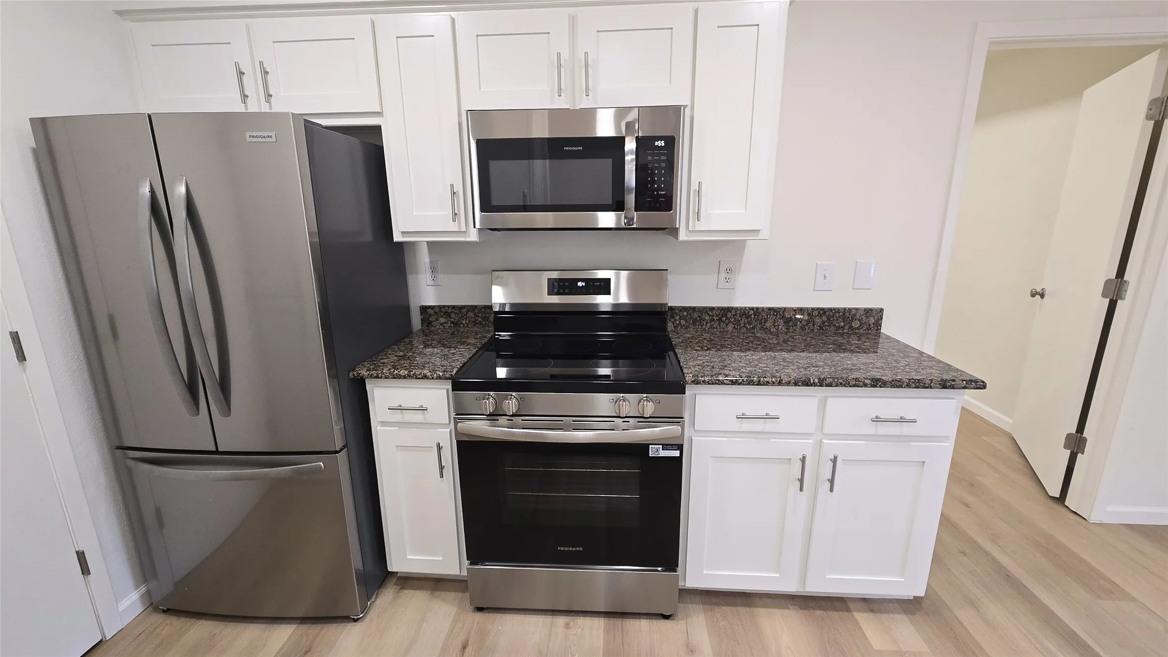 Duplex For Rent in Collin County , 8897 Marilyn Drive, Frisco, Texas 75033, 2 Bedroom, 2 Bathroom, Garage spaces, 1,014 Sqft, built in 1983, mls#21378096, Real Estate Agent in Frisco, Homes For Rent in Collin county, Homes For Rent in Frisco, Realtor in Frisco Texas, Real Estate Brokerage Independent Realty Texas, Luminita Cordes Realtor