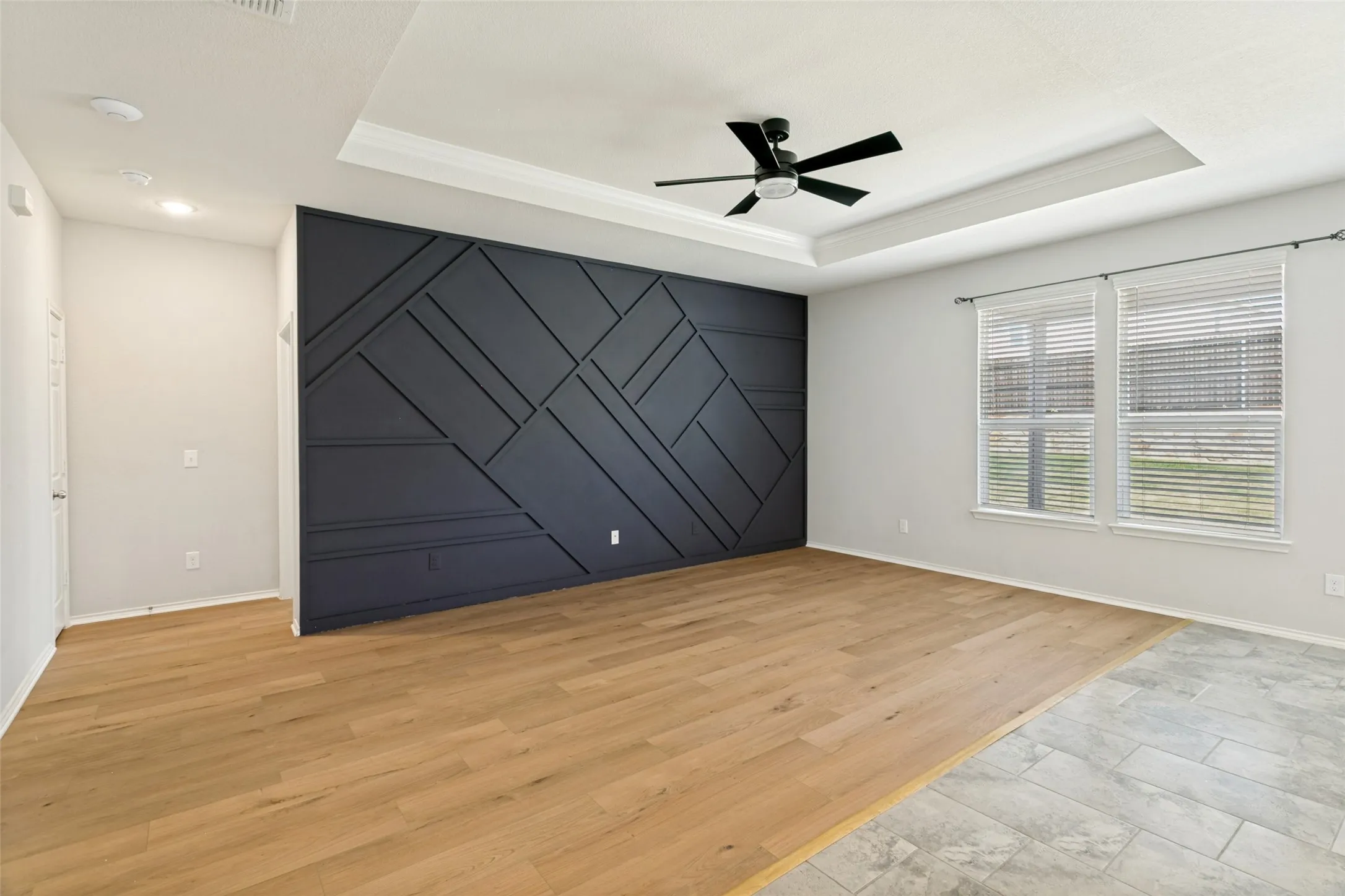 Single Family Residence For Sale in Tarrant County , 5612 Apple Grove Way, Fort Worth, Texas 76123, 3 Bedroom, 2 Bathroom, 2 Garage spaces, 1,681 Sqft, built in 2021, mls#21378103, Real Estate Agent in Fort Worth, Homes For Sale in Tarrant county, Homes For Sale in Fort Worth, Realtor in Fort Worth Texas, Real Estate Brokerage Independent Realty Texas, Luminita Cordes Realtor