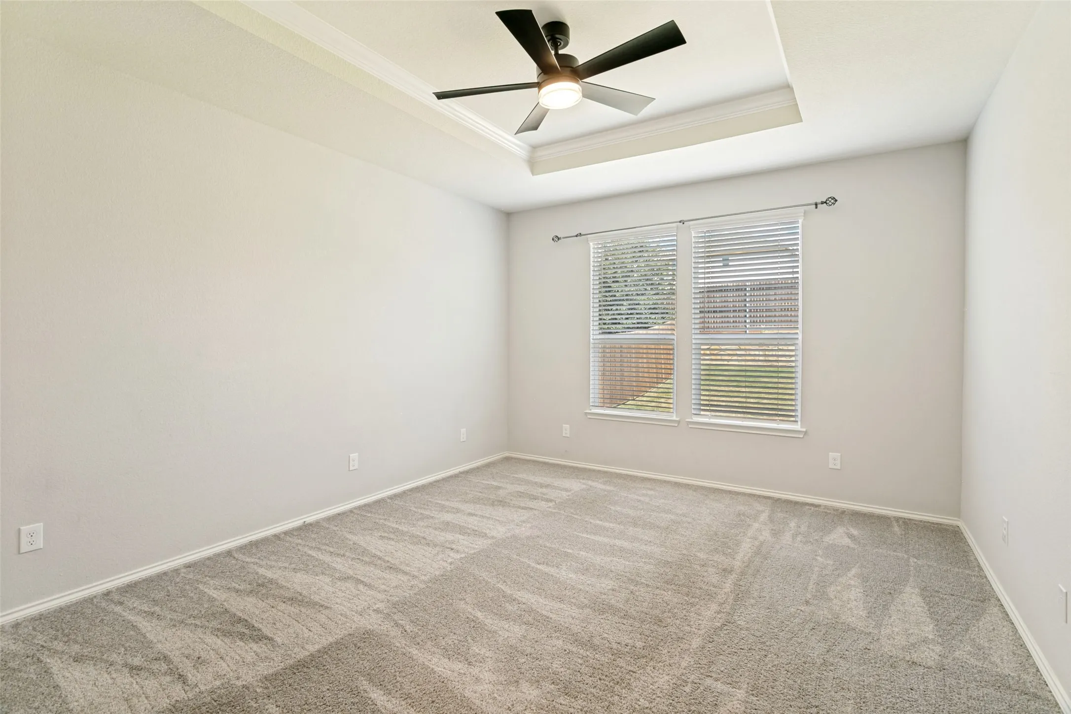 Single Family Residence For Sale in Tarrant County , 5612 Apple Grove Way, Fort Worth, Texas 76123, 3 Bedroom, 2 Bathroom, 2 Garage spaces, 1,681 Sqft, built in 2021, mls#21378103, Real Estate Agent in Fort Worth, Homes For Sale in Tarrant county, Homes For Sale in Fort Worth, Realtor in Fort Worth Texas, Real Estate Brokerage Independent Realty Texas, Luminita Cordes Realtor