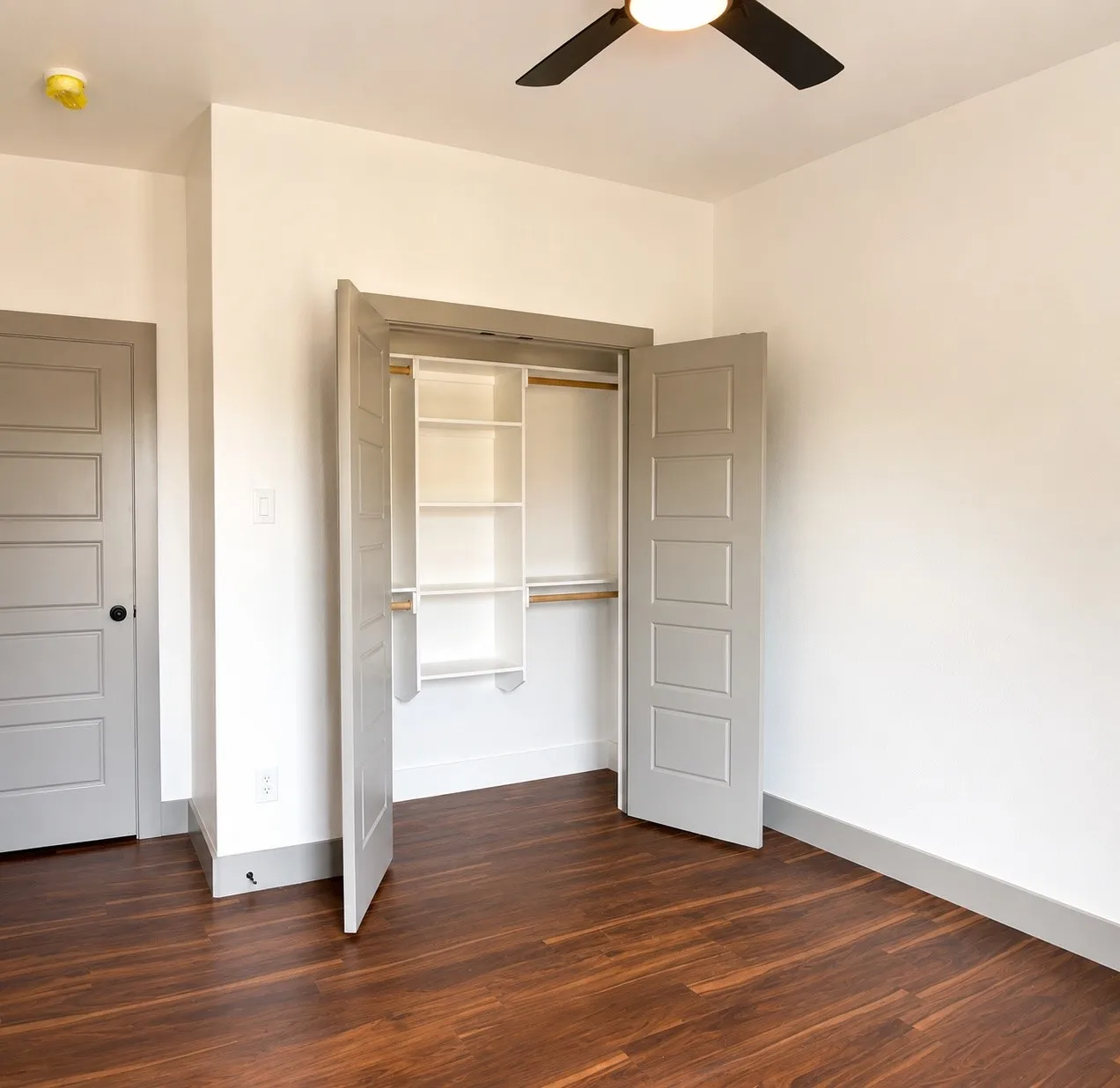 Single Family Residence For Sale in Johnson County , 207 Cotton Street, Alvarado, Texas 76009, 3 Bedroom, 2 Bathroom, 2 Garage spaces, 1,340 Sqft, built in 2026, mls#21376828, Real Estate Agent in Alvarado, Homes For Sale in Johnson county, Homes For Sale in Alvarado, Realtor in Alvarado Texas, Real Estate Brokerage Independent Realty Texas, Luminita Cordes Realtor