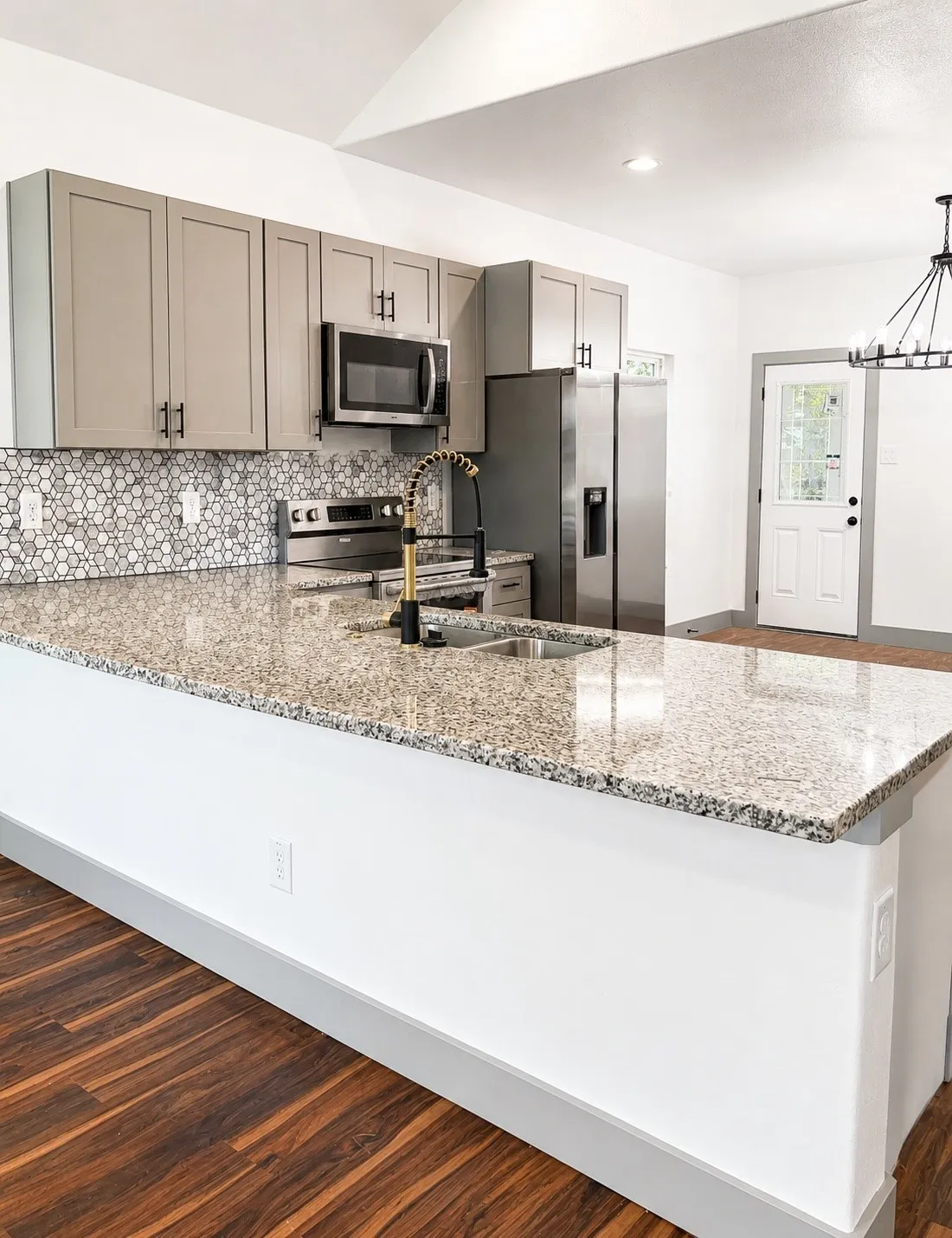 Single Family Residence For Sale in Johnson County , 207 Cotton Street, Alvarado, Texas 76009, 3 Bedroom, 2 Bathroom, 2 Garage spaces, 1,340 Sqft, built in 2026, mls#21376828, Real Estate Agent in Alvarado, Homes For Sale in Johnson county, Homes For Sale in Alvarado, Realtor in Alvarado Texas, Real Estate Brokerage Independent Realty Texas, Luminita Cordes Realtor