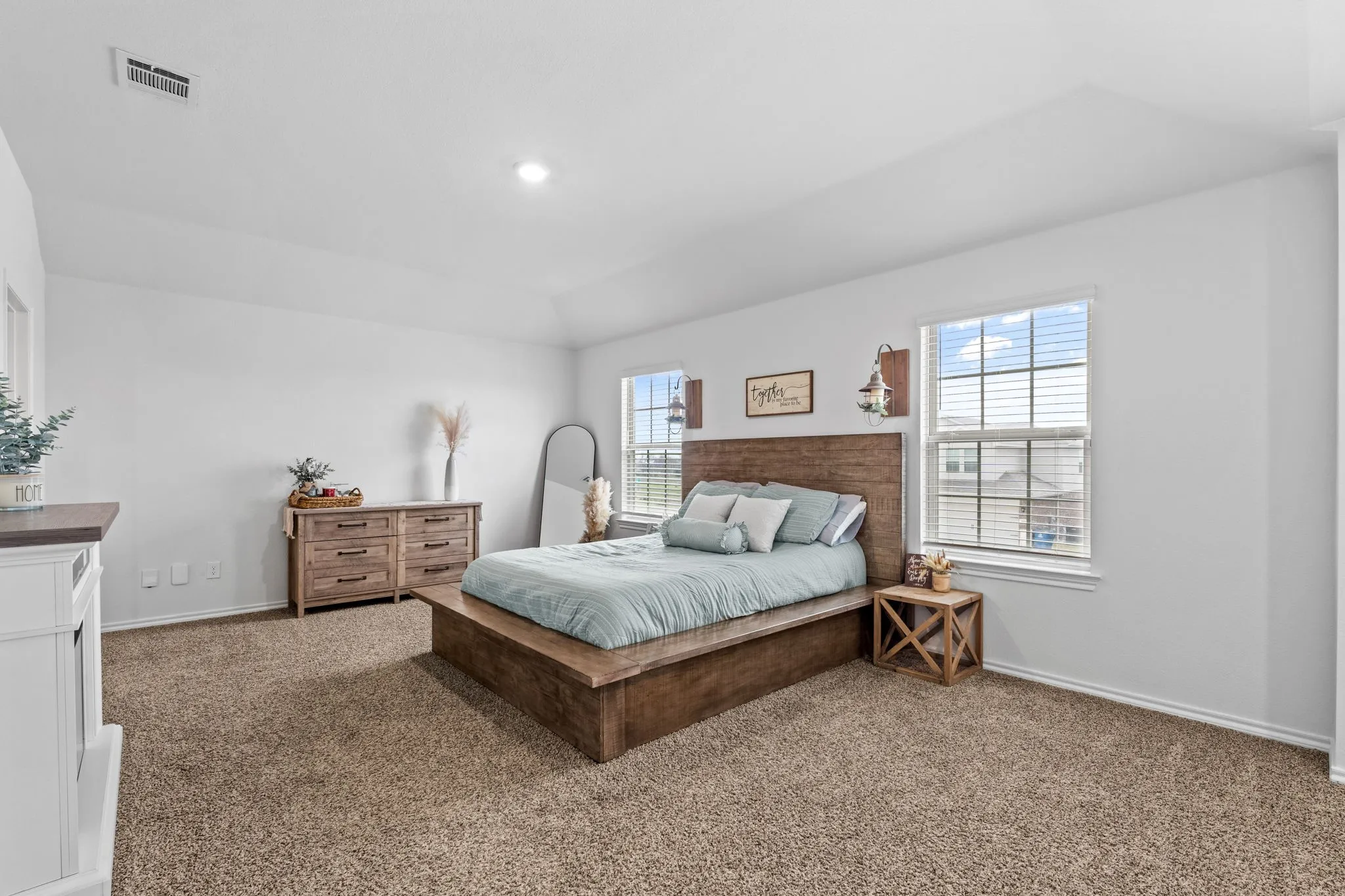 Single Family Residence For Sale in Collin County , 919 Sunrise Lane, Royse City, Texas 75189, 5 Bedroom, 3 Bathroom, 2 Garage spaces, 2,548 Sqft, built in 2023, mls#21378138, Real Estate Agent in Royse City, Homes For Sale in Collin county, Homes For Sale in Royse City, Realtor in Royse City Texas, Real Estate Brokerage Independent Realty Texas, Luminita Cordes Realtor
