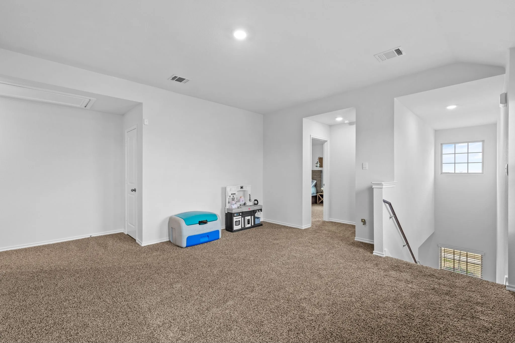 Single Family Residence For Sale in Collin County , 919 Sunrise Lane, Royse City, Texas 75189, 5 Bedroom, 3 Bathroom, 2 Garage spaces, 2,548 Sqft, built in 2023, mls#21378138, Real Estate Agent in Royse City, Homes For Sale in Collin county, Homes For Sale in Royse City, Realtor in Royse City Texas, Real Estate Brokerage Independent Realty Texas, Luminita Cordes Realtor