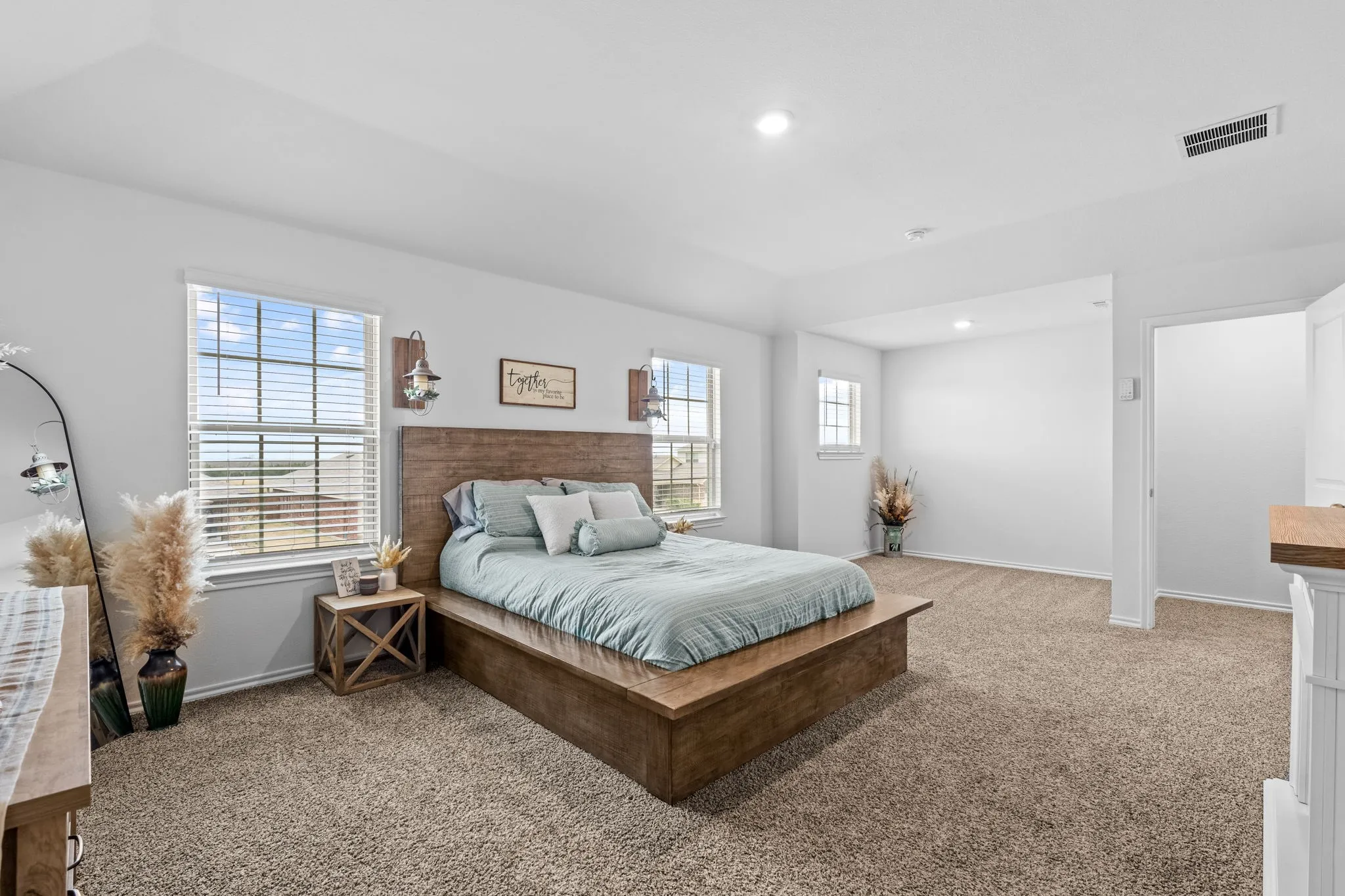 Single Family Residence For Sale in Collin County , 919 Sunrise Lane, Royse City, Texas 75189, 5 Bedroom, 3 Bathroom, 2 Garage spaces, 2,548 Sqft, built in 2023, mls#21378138, Real Estate Agent in Royse City, Homes For Sale in Collin county, Homes For Sale in Royse City, Realtor in Royse City Texas, Real Estate Brokerage Independent Realty Texas, Luminita Cordes Realtor