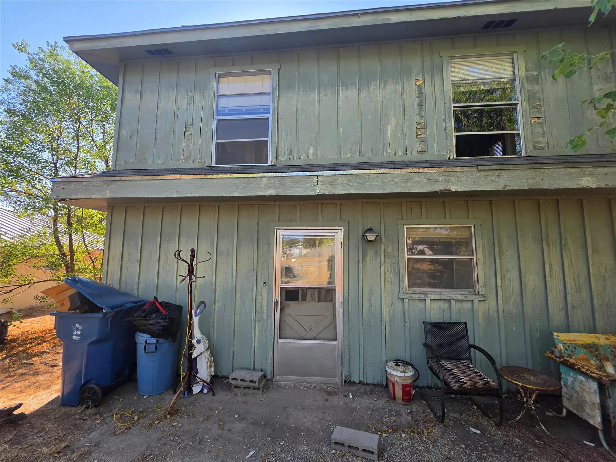 Single Family Residence For Sale in Hood County , 613 Apollo Court, Granbury, Texas 76049, 2 Bedroom, 2 Bathroom, Garage spaces, 1,250 Sqft, built in 1973, mls#21377470, Real Estate Agent in Granbury, Homes For Sale in Hood county, Homes For Sale in Granbury, Realtor in Granbury Texas, Real Estate Brokerage Independent Realty Texas, Luminita Cordes Realtor