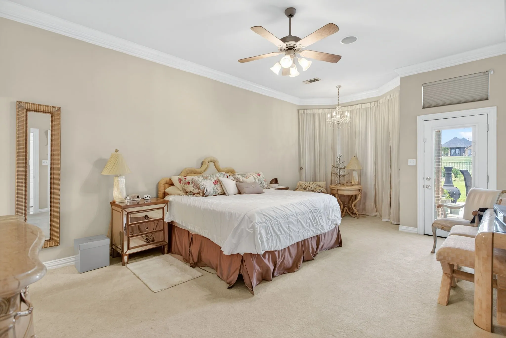 Single Family Residence For Sale in Tarrant County , 865 Thomas Crossing Drive, Fort Worth, Texas 76028, 4 Bedroom, 3 Bathroom, 3 Garage spaces, 3,371 Sqft, built in 1999, mls#21376531, Real Estate Agent in Fort Worth, Homes For Sale in Tarrant county, Homes For Sale in Fort Worth, Realtor in Fort Worth Texas, Real Estate Brokerage Independent Realty Texas, Luminita Cordes Realtor
