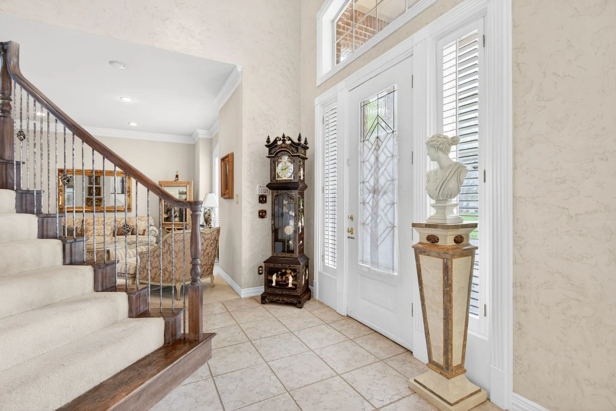 Single Family Residence For Sale in Tarrant County , 865 Thomas Crossing Drive, Fort Worth, Texas 76028, 4 Bedroom, 3 Bathroom, 3 Garage spaces, 3,371 Sqft, built in 1999, mls#21376531, Real Estate Agent in Fort Worth, Homes For Sale in Tarrant county, Homes For Sale in Fort Worth, Realtor in Fort Worth Texas, Real Estate Brokerage Independent Realty Texas, Luminita Cordes Realtor