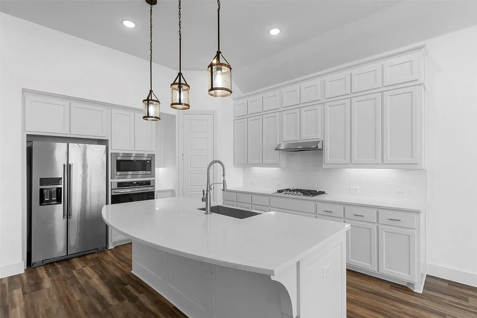 Single Family Residence For Rent in Collin County , 2025 St Andrews Drive, Celina, Texas 75009, 4 Bedroom, 3 Bathroom, 2 Garage spaces, 2,867 Sqft, built in 2020, mls#21378102, Real Estate Agent in Celina, Homes For Rent in Collin county, Homes For Rent in Celina, Realtor in Celina Texas, Real Estate Brokerage Independent Realty Texas, Luminita Cordes Realtor