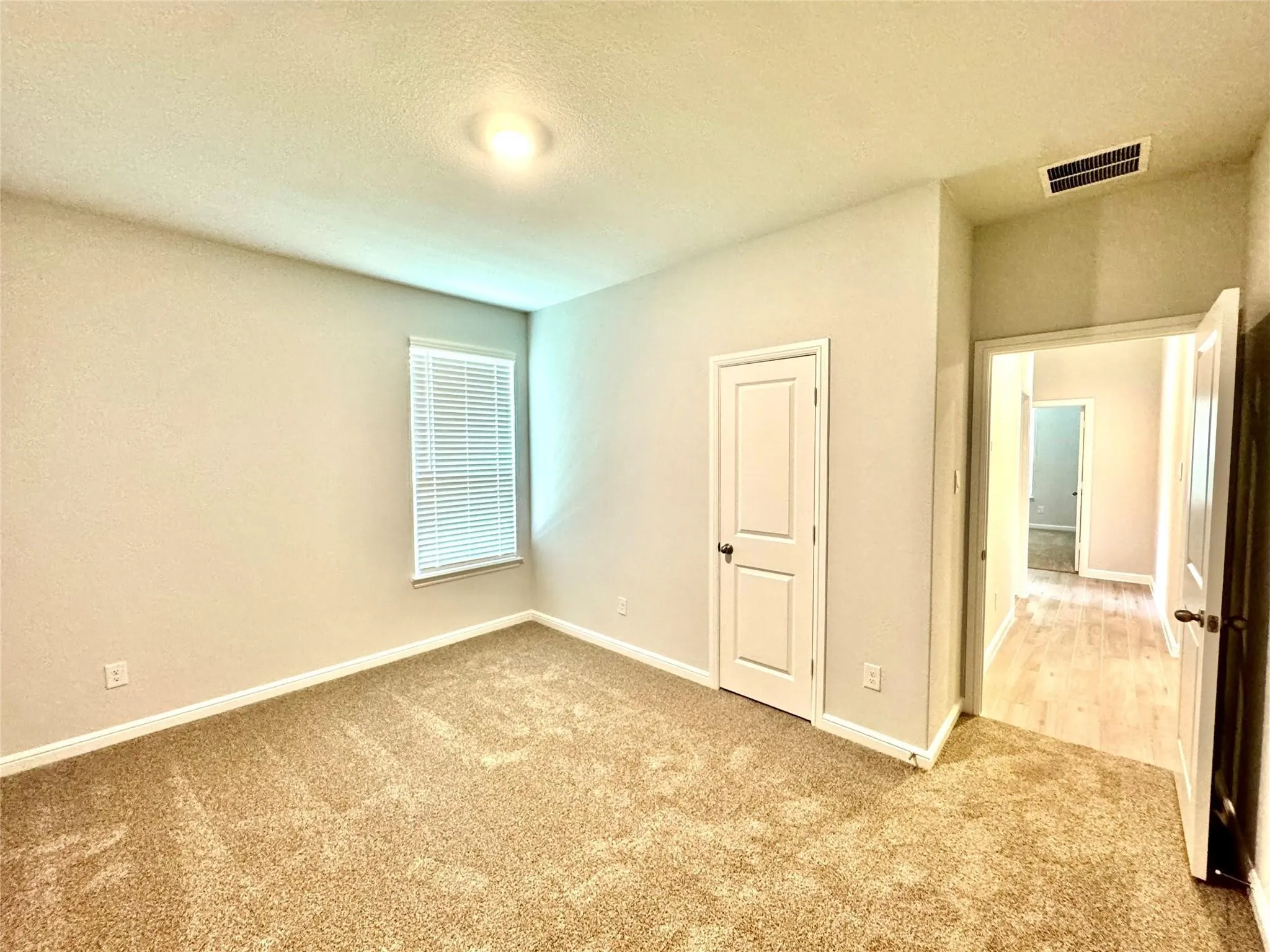 Single Family Residence For Rent in Tarrant County , 9653 Austin Hollow Road, Fort Worth, Texas 76036, 4 Bedroom, 2 Bathroom, 2 Garage spaces, 1,773 Sqft, built in 2024, mls#21378139, Real Estate Agent in Fort Worth, Homes For Rent in Tarrant county, Homes For Rent in Fort Worth, Realtor in Fort Worth Texas, Real Estate Brokerage Independent Realty Texas, Luminita Cordes Realtor