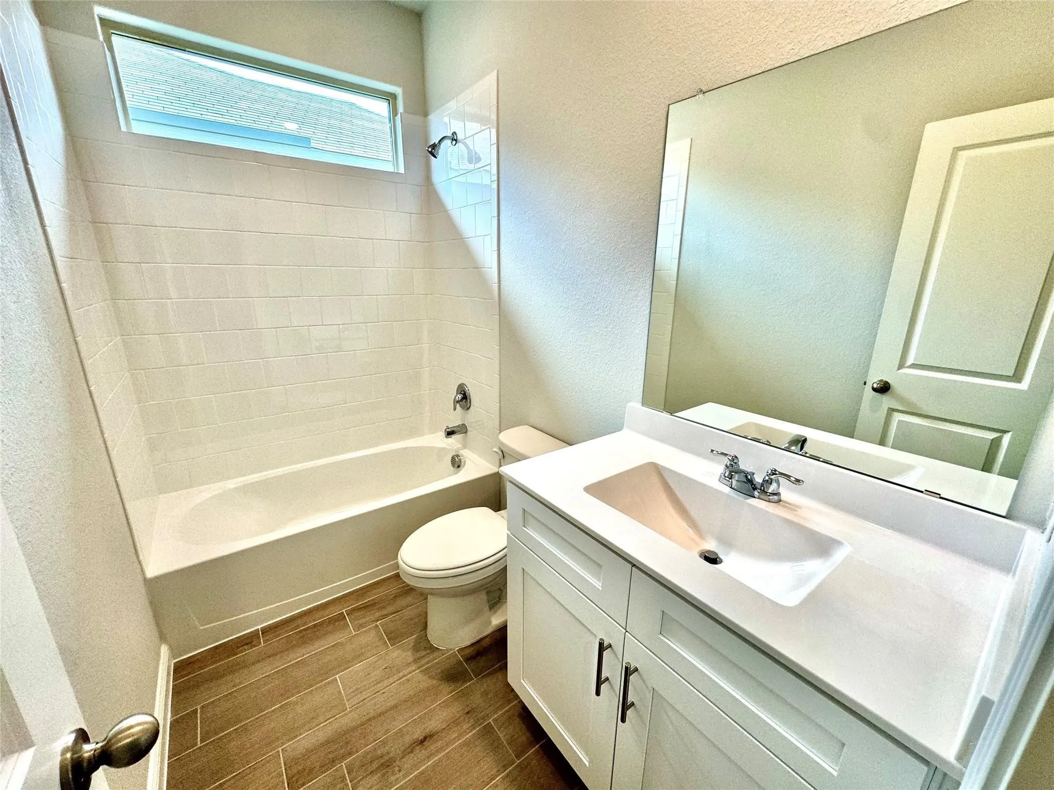 Single Family Residence For Rent in Tarrant County , 9653 Austin Hollow Road, Fort Worth, Texas 76036, 4 Bedroom, 2 Bathroom, 2 Garage spaces, 1,773 Sqft, built in 2024, mls#21378139, Real Estate Agent in Fort Worth, Homes For Rent in Tarrant county, Homes For Rent in Fort Worth, Realtor in Fort Worth Texas, Real Estate Brokerage Independent Realty Texas, Luminita Cordes Realtor