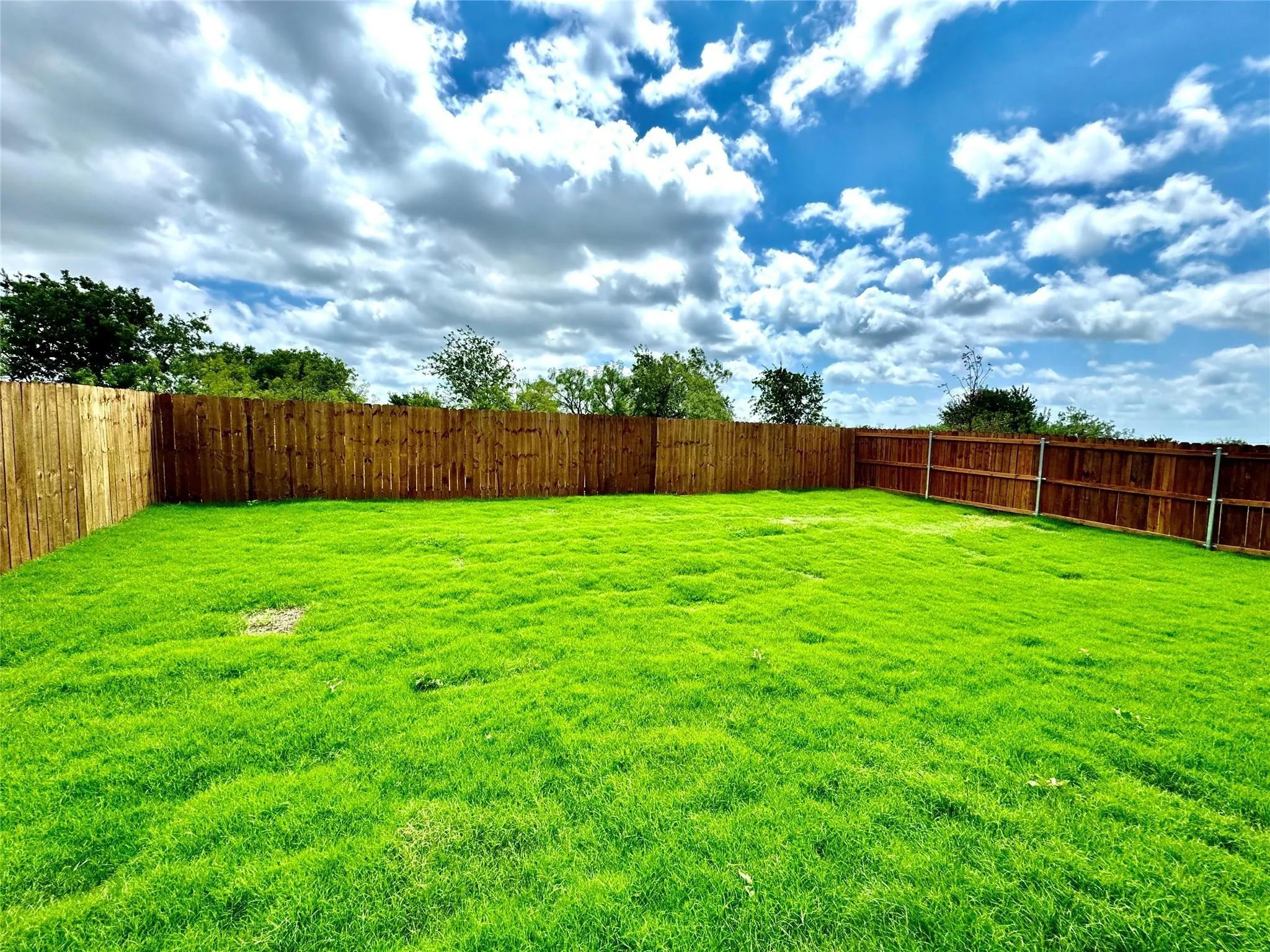 Single Family Residence For Rent in Tarrant County , 9653 Austin Hollow Road, Fort Worth, Texas 76036, 4 Bedroom, 2 Bathroom, 2 Garage spaces, 1,773 Sqft, built in 2024, mls#21378139, Real Estate Agent in Fort Worth, Homes For Rent in Tarrant county, Homes For Rent in Fort Worth, Realtor in Fort Worth Texas, Real Estate Brokerage Independent Realty Texas, Luminita Cordes Realtor