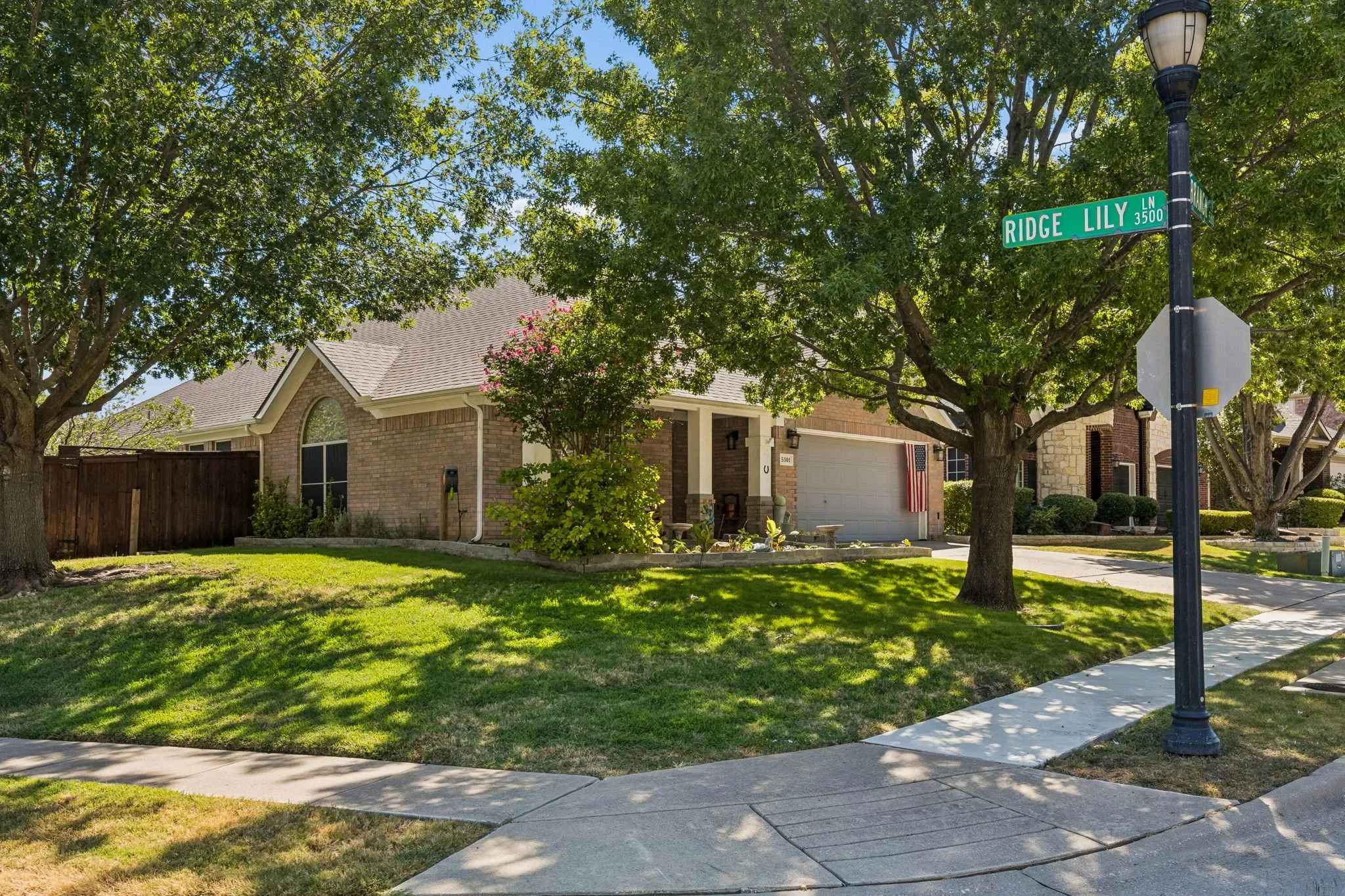Single Family Residence For Sale in Collin County , 5301 Binbranch Lane, Mc Kinney, Texas 75071, 3 Bedroom, 2 Bathroom, 2 Garage spaces, 2,285 Sqft, built in 2005, mls#21366581, Real Estate Agent in Mc Kinney, Homes For Sale in Collin county, Homes For Sale in Mc Kinney, Realtor in Mc Kinney Texas, Real Estate Brokerage Independent Realty Texas, Luminita Cordes Realtor