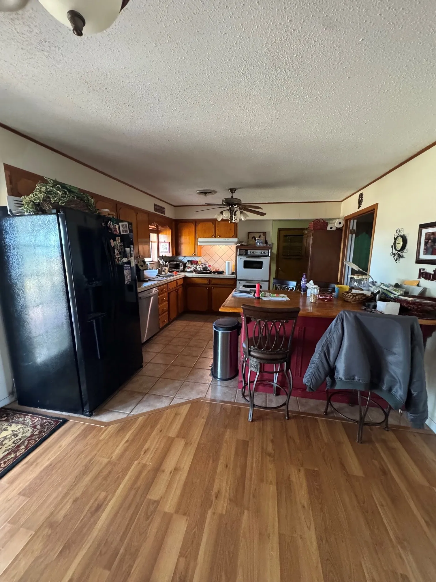 Single Family Residence For Sale in Hardeman County , 20 Elbert Heights Street, Quanah, Texas 79252, 3 Bedroom, 2 Bathroom, Garage spaces, 2,415 Sqft, built in 1965, mls#21378147, Real Estate Agent in Quanah, Homes For Sale in Hardeman county, Homes For Sale in Quanah, Realtor in Quanah Texas, Real Estate Brokerage Independent Realty Texas, Luminita Cordes Realtor
