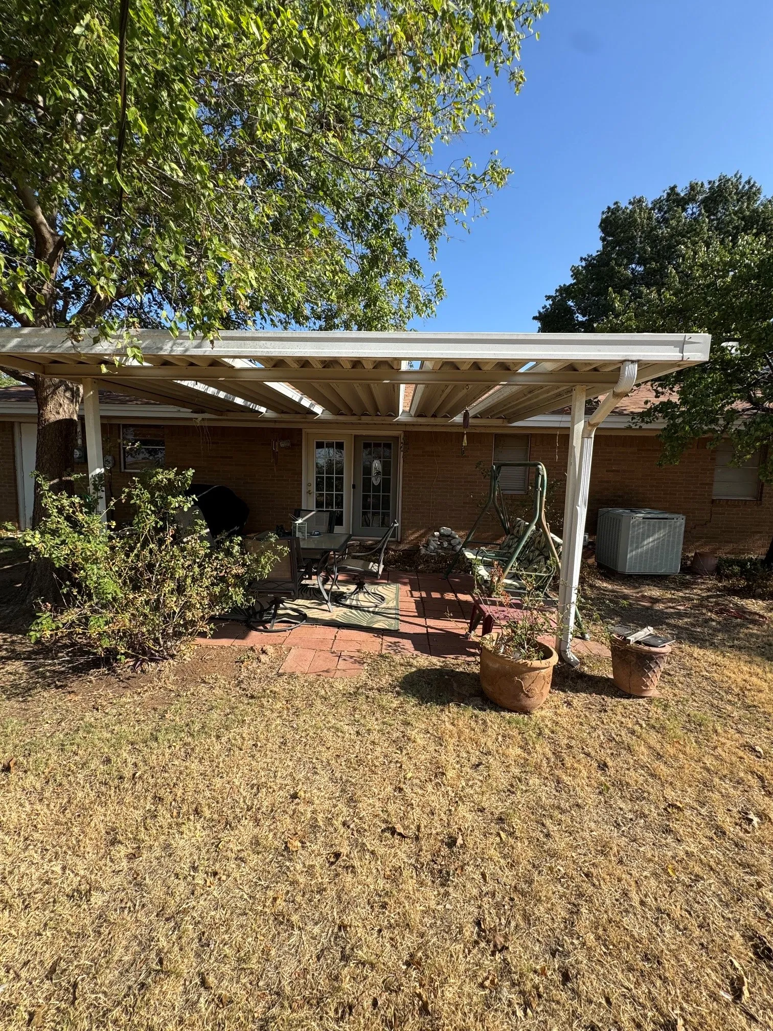 Single Family Residence For Sale in Hardeman County , 20 Elbert Heights Street, Quanah, Texas 79252, 3 Bedroom, 2 Bathroom, Garage spaces, 2,415 Sqft, built in 1965, mls#21378147, Real Estate Agent in Quanah, Homes For Sale in Hardeman county, Homes For Sale in Quanah, Realtor in Quanah Texas, Real Estate Brokerage Independent Realty Texas, Luminita Cordes Realtor