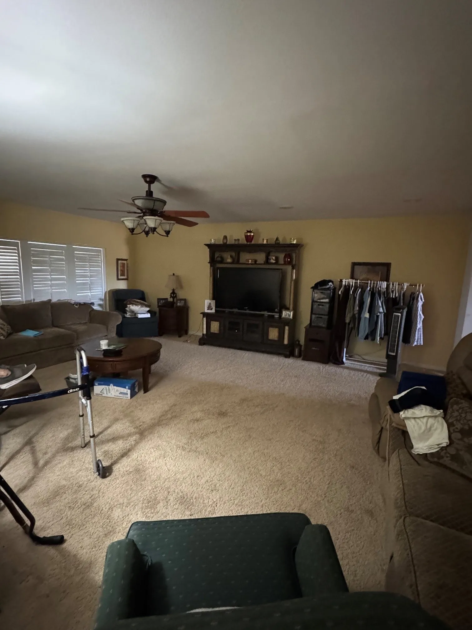 Single Family Residence For Sale in Hardeman County , 20 Elbert Heights Street, Quanah, Texas 79252, 3 Bedroom, 2 Bathroom, Garage spaces, 2,415 Sqft, built in 1965, mls#21378147, Real Estate Agent in Quanah, Homes For Sale in Hardeman county, Homes For Sale in Quanah, Realtor in Quanah Texas, Real Estate Brokerage Independent Realty Texas, Luminita Cordes Realtor