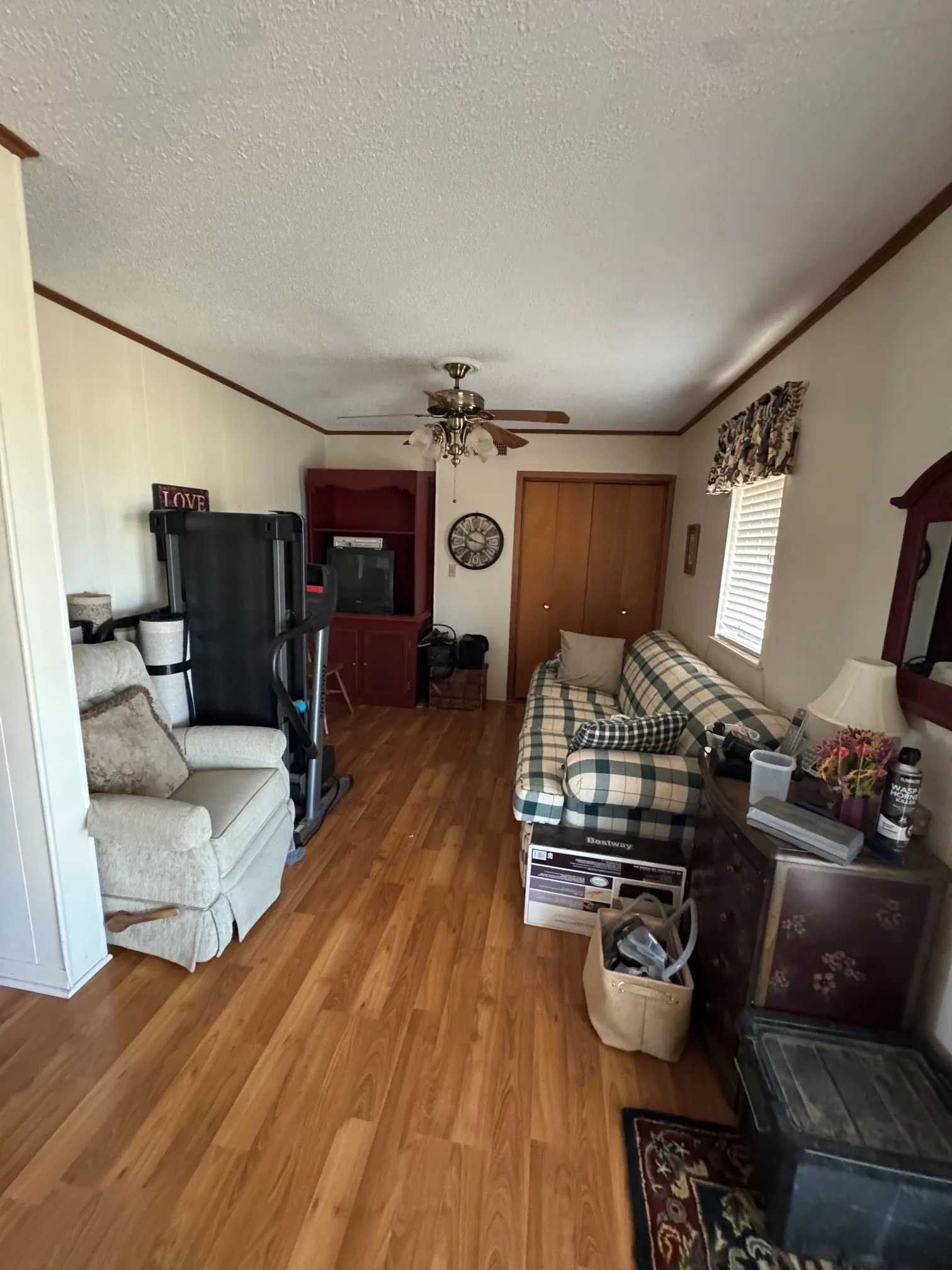 Single Family Residence For Sale in Hardeman County , 20 Elbert Heights Street, Quanah, Texas 79252, 3 Bedroom, 2 Bathroom, Garage spaces, 2,415 Sqft, built in 1965, mls#21378147, Real Estate Agent in Quanah, Homes For Sale in Hardeman county, Homes For Sale in Quanah, Realtor in Quanah Texas, Real Estate Brokerage Independent Realty Texas, Luminita Cordes Realtor