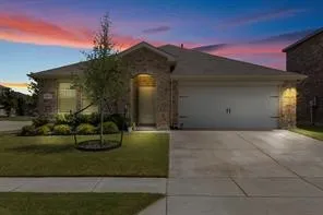 Single Family Residence For Rent in Hunt County , 2952 Goodrich Street, Royse City, Texas 75189, 4 Bedroom, 2 Bathroom, 2 Garage spaces, 2,087 Sqft, built in 2021, mls#21378148, Real Estate Agent in Royse City, Homes For Rent in Hunt county, Homes For Rent in Royse City, Realtor in Royse City Texas, Real Estate Brokerage Independent Realty Texas, Luminita Cordes Realtor