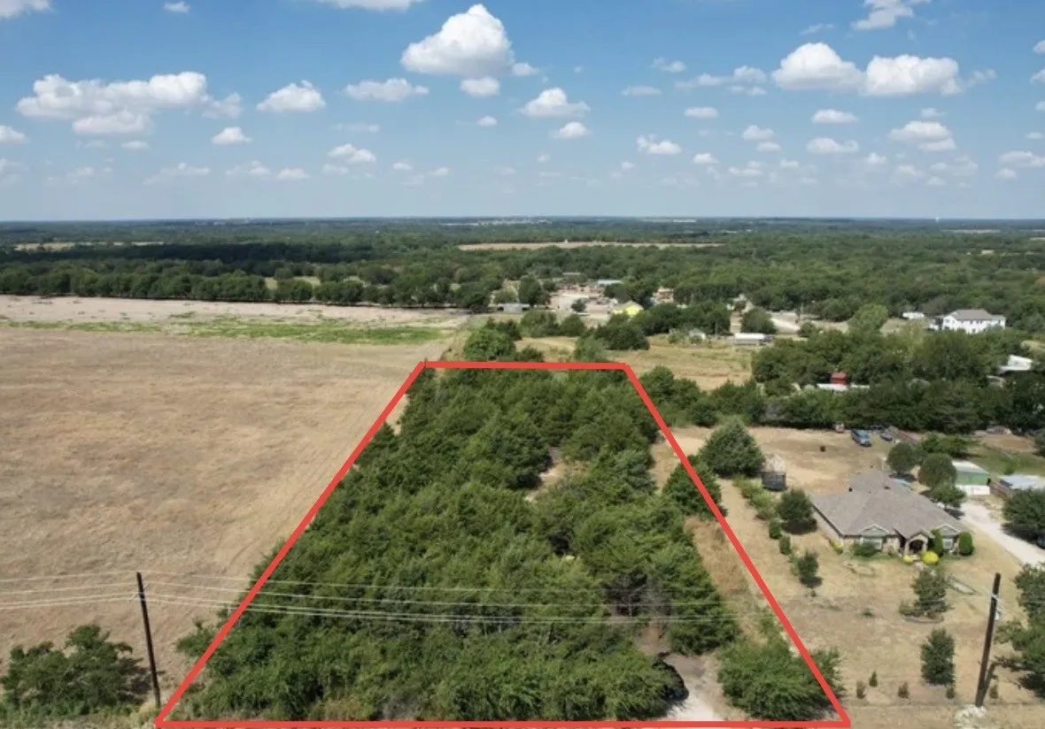 Unimproved Land For Sale in Grayson County , 6395 SH 160 Highway, Whitewright, Texas 75491, 0, 0, Garage spaces, 0 Sqft, built in 1980, mls#21376826, Real Estate Agent in Whitewright, Homes For Sale in Grayson county, Homes For Sale in Whitewright, Realtor in Whitewright Texas, Real Estate Brokerage Independent Realty Texas, Luminita Cordes Realtor
