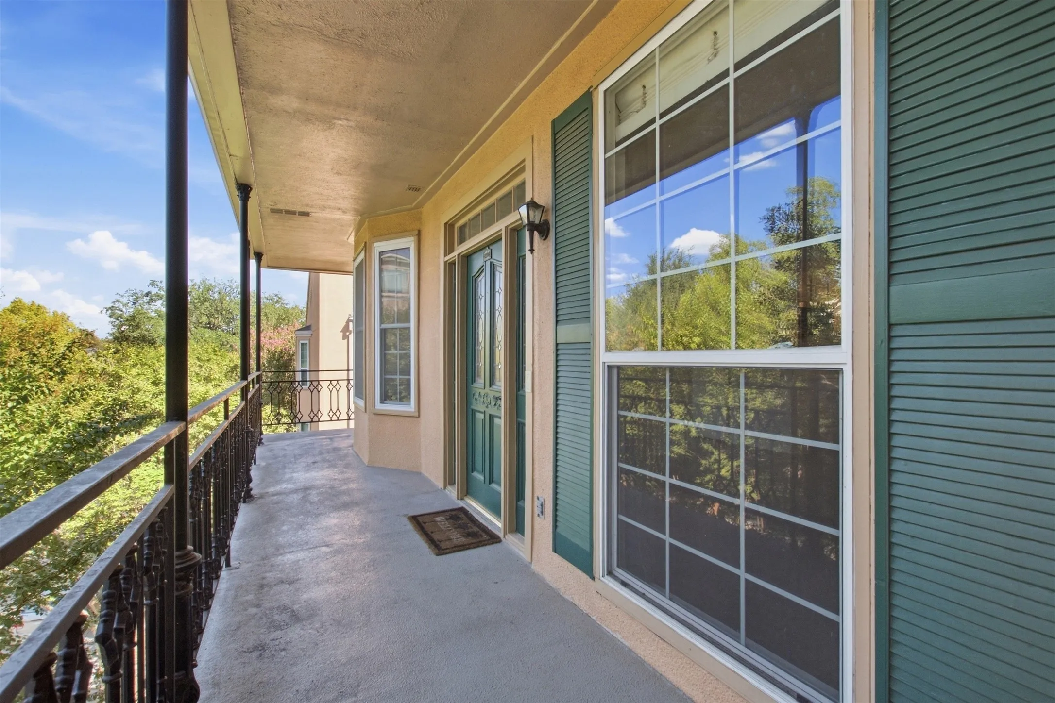 Condominium For Rent in Dallas County , 6318 Richmond Avenue 2304, Dallas, Texas 75214, 2 Bedroom, 2 Bathroom, Garage spaces, 1,018 Sqft, built in 1984, mls#21362399, Real Estate Agent in Dallas, Homes For Rent in Dallas county, Homes For Rent in Dallas, Realtor in Dallas Texas, Real Estate Brokerage Independent Realty Texas, Luminita Cordes Realtor