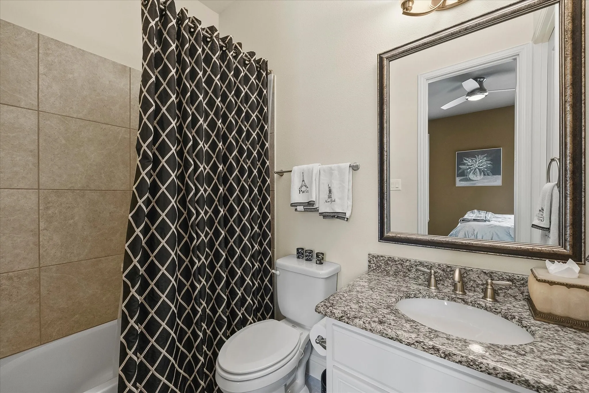 ensuite guest room bath  1st floor