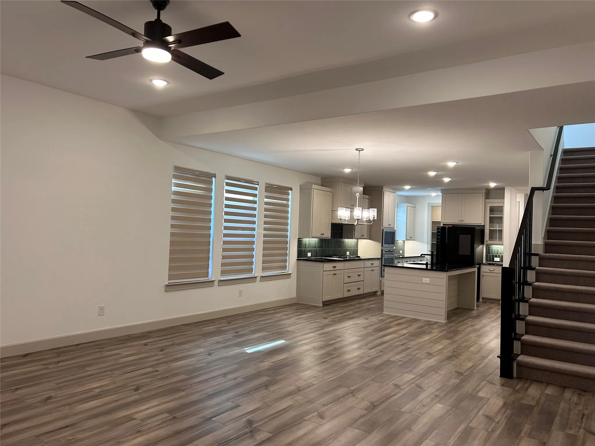 Single Family Residence For Sale in Collin County , 2712 Rolling Meadow Road, Celina, Texas 75009, 4 Bedroom, 4 Bathroom, 2 Garage spaces, 3,282 Sqft, built in 2023, mls#21378151, Real Estate Agent in Celina, Homes For Sale in Collin county, Homes For Sale in Celina, Realtor in Celina Texas, Real Estate Brokerage Independent Realty Texas, Luminita Cordes Realtor