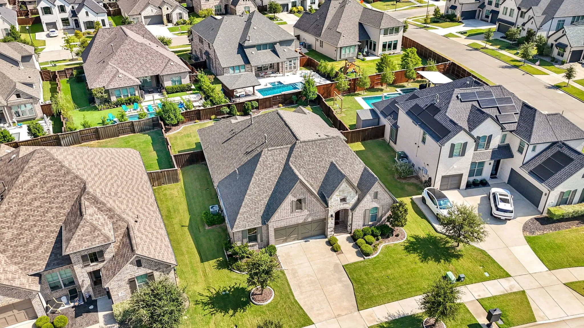 Single Family Residence For Sale in Denton County , 3900 Woodbine Lane, Prosper, Texas 75078, 4 Bedroom, 3 Bathroom, 2 Garage spaces, 2,659 Sqft, built in 2019, mls#21375382, Real Estate Agent in Prosper, Homes For Sale in Denton county, Homes For Sale in Prosper, Realtor in Prosper Texas, Real Estate Brokerage Independent Realty Texas, Luminita Cordes Realtor