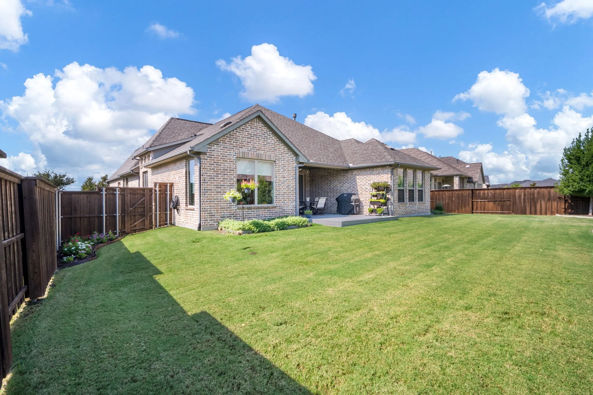 Single Family Residence For Sale in Denton County , 3900 Woodbine Lane, Prosper, Texas 75078, 4 Bedroom, 3 Bathroom, 2 Garage spaces, 2,659 Sqft, built in 2019, mls#21375382, Real Estate Agent in Prosper, Homes For Sale in Denton county, Homes For Sale in Prosper, Realtor in Prosper Texas, Real Estate Brokerage Independent Realty Texas, Luminita Cordes Realtor