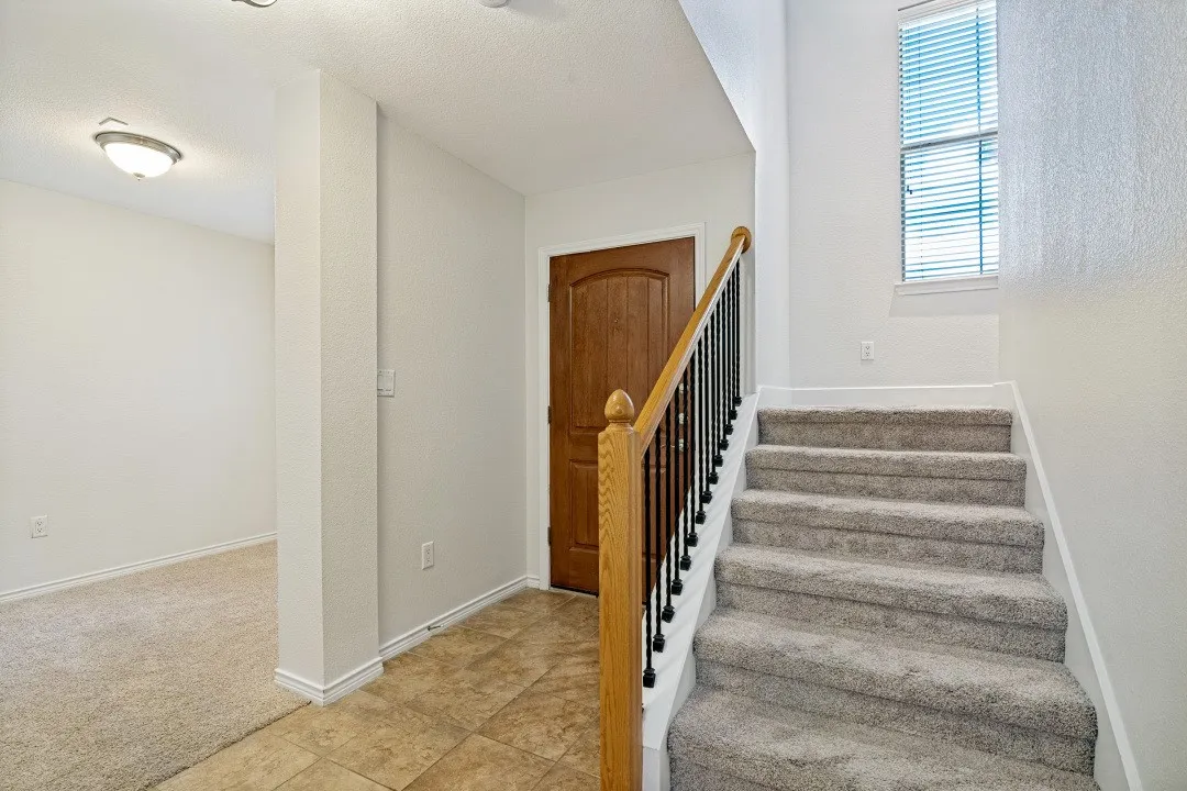 Townhouse For Sale in Dallas County , 2016 Azure Pointe Drive, Richardson, Texas 75080, 2 Bedroom, 2 Bathroom, 2 Garage spaces, 1,626 Sqft, built in 2006, mls#21378146, Real Estate Agent in Richardson, Homes For Sale in Dallas county, Homes For Sale in Richardson, Realtor in Richardson Texas, Real Estate Brokerage Independent Realty Texas, Luminita Cordes Realtor