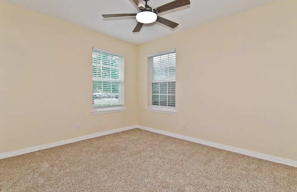 Single Family Residence For Sale in Tarrant County , 504 Circleview Drive, Mansfield, Texas 76063, 3 Bedroom, 2 Bathroom, 2 Garage spaces, 1,224 Sqft, built in 1983, mls#21378153, Real Estate Agent in Mansfield, Homes For Sale in Tarrant county, Homes For Sale in Mansfield, Realtor in Mansfield Texas, Real Estate Brokerage Independent Realty Texas, Luminita Cordes Realtor