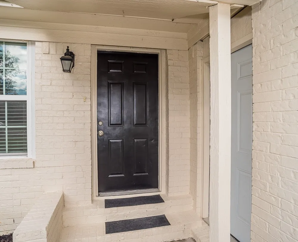 Single Family Residence For Sale in Tarrant County , 504 Circleview Drive, Mansfield, Texas 76063, 3 Bedroom, 2 Bathroom, 2 Garage spaces, 1,224 Sqft, built in 1983, mls#21378153, Real Estate Agent in Mansfield, Homes For Sale in Tarrant county, Homes For Sale in Mansfield, Realtor in Mansfield Texas, Real Estate Brokerage Independent Realty Texas, Luminita Cordes Realtor