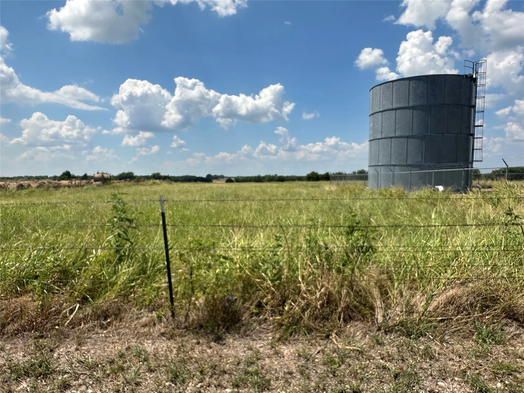 Unimproved Land For Sale in Grayson County , 3767 Eastline Road, Whitewright, Texas 75491, 0, 0, Garage spaces, 0 Sqft, built in 0, mls#21378160, Real Estate Agent in Whitewright, Homes For Sale in Grayson county, Homes For Sale in Whitewright, Realtor in Whitewright Texas, Real Estate Brokerage Independent Realty Texas, Luminita Cordes Realtor