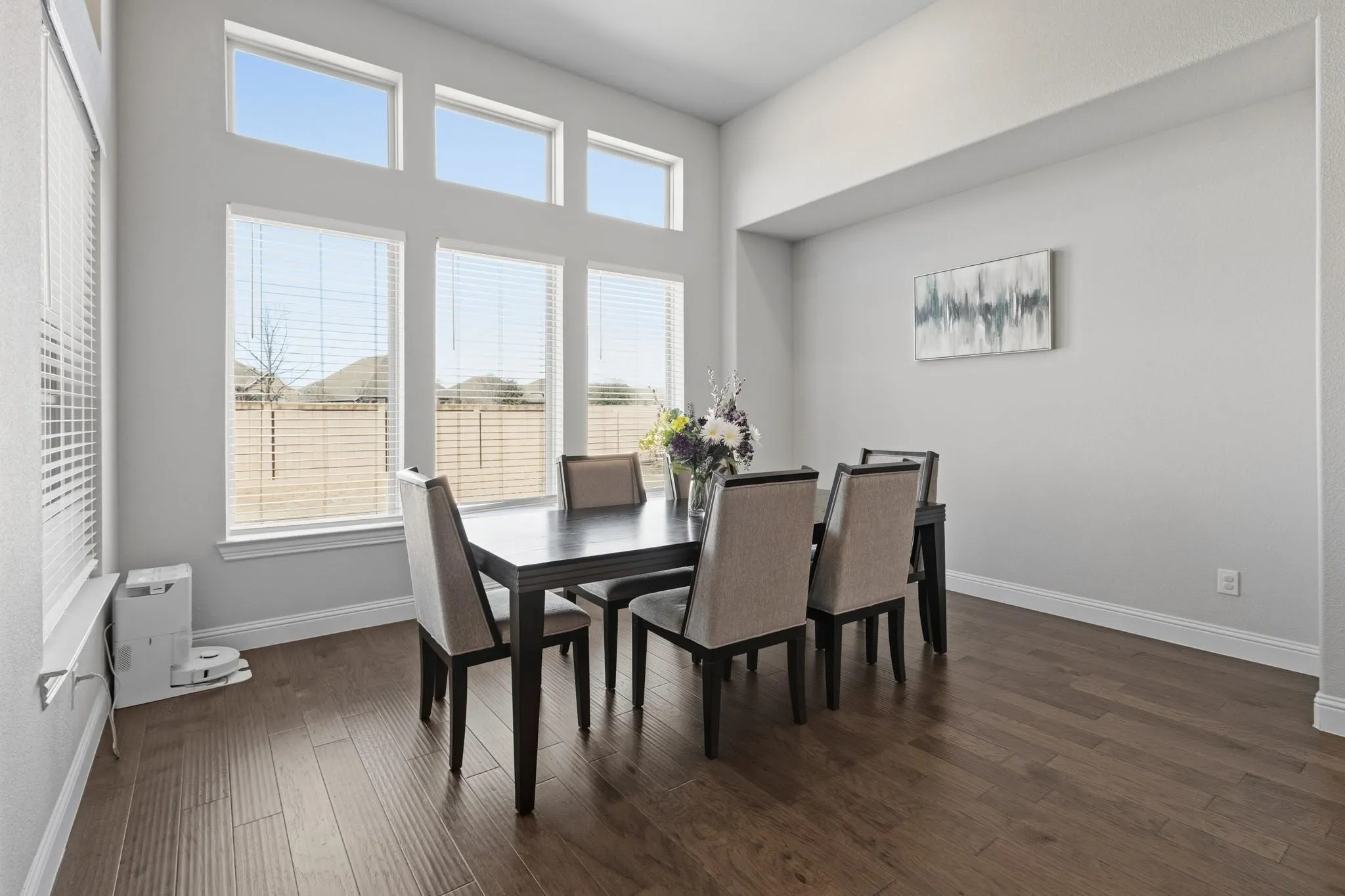 Single Family Residence For Sale in Collin County , 7309 Clear Rapids Drive, Mc Kinney, Texas 75071, 3 Bedroom, 3 Bathroom, 2 Garage spaces, 2,827 Sqft, built in 2018, mls#21373369, Real Estate Agent in Mc Kinney, Homes For Sale in Collin county, Homes For Sale in Mc Kinney, Realtor in Mc Kinney Texas, Real Estate Brokerage Independent Realty Texas, Luminita Cordes Realtor