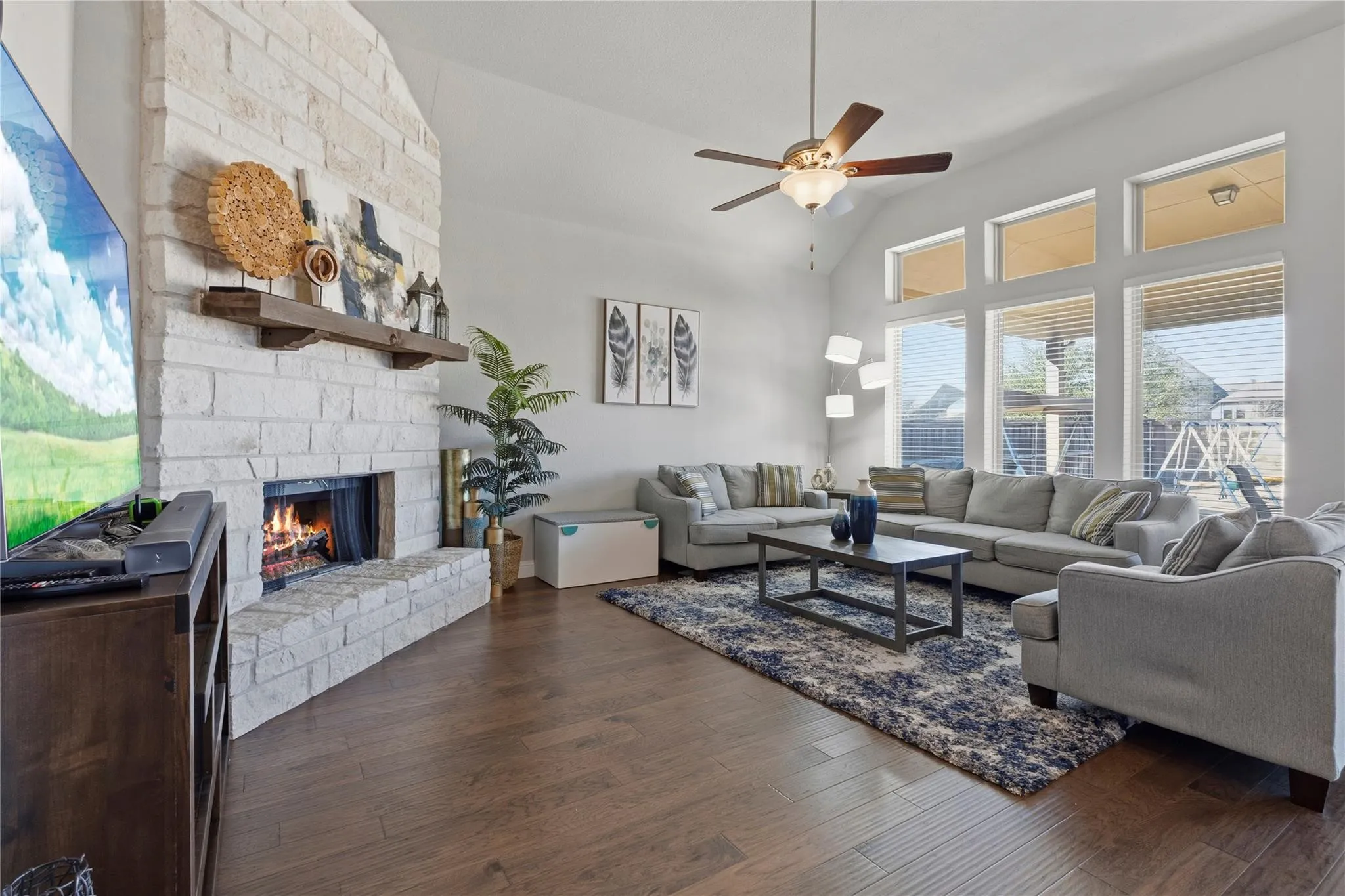 Single Family Residence For Sale in Collin County , 7309 Clear Rapids Drive, Mc Kinney, Texas 75071, 3 Bedroom, 3 Bathroom, 2 Garage spaces, 2,827 Sqft, built in 2018, mls#21373369, Real Estate Agent in Mc Kinney, Homes For Sale in Collin county, Homes For Sale in Mc Kinney, Realtor in Mc Kinney Texas, Real Estate Brokerage Independent Realty Texas, Luminita Cordes Realtor
