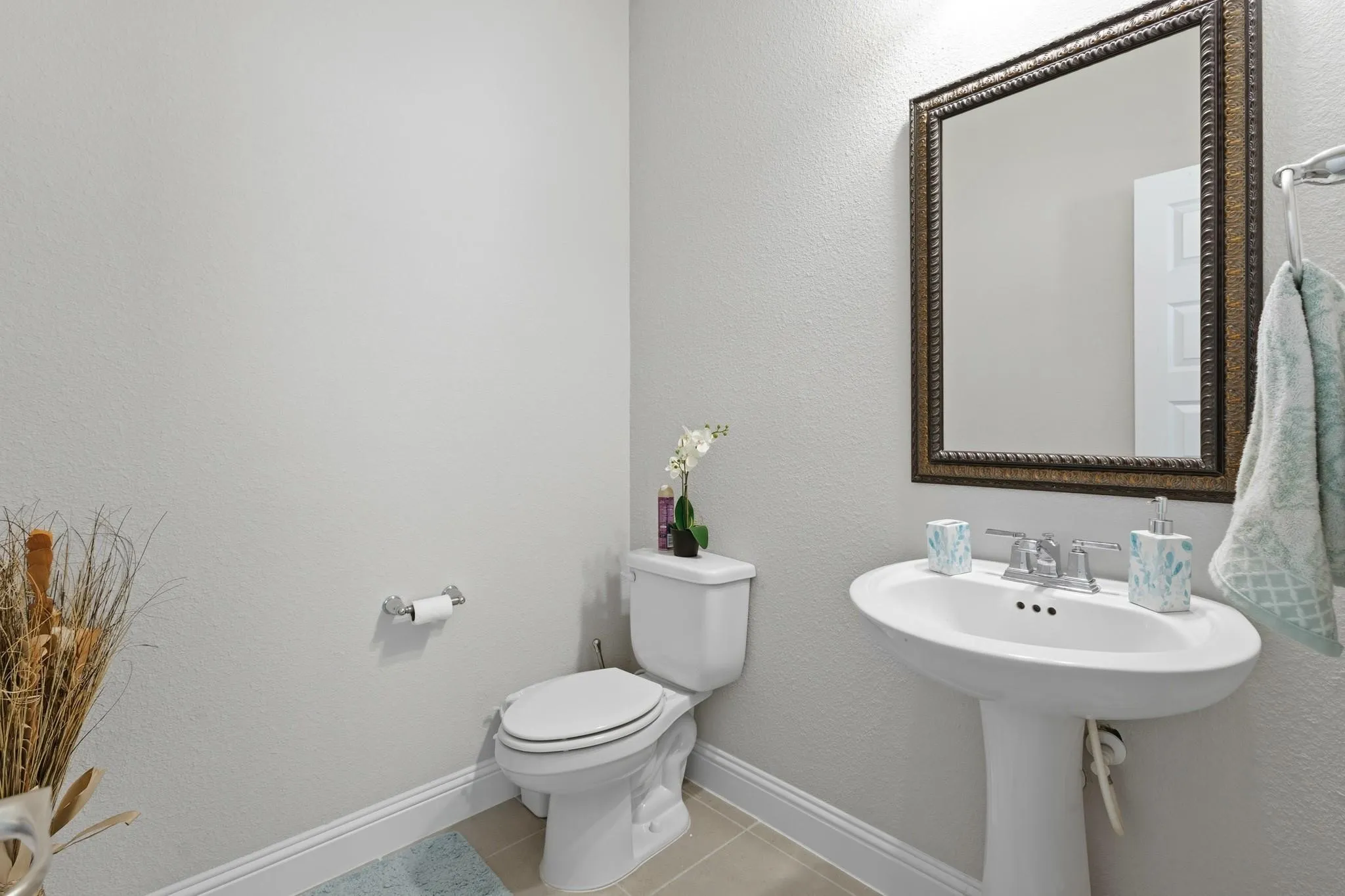 Single Family Residence For Sale in Collin County , 7309 Clear Rapids Drive, Mc Kinney, Texas 75071, 3 Bedroom, 3 Bathroom, 2 Garage spaces, 2,827 Sqft, built in 2018, mls#21373369, Real Estate Agent in Mc Kinney, Homes For Sale in Collin county, Homes For Sale in Mc Kinney, Realtor in Mc Kinney Texas, Real Estate Brokerage Independent Realty Texas, Luminita Cordes Realtor