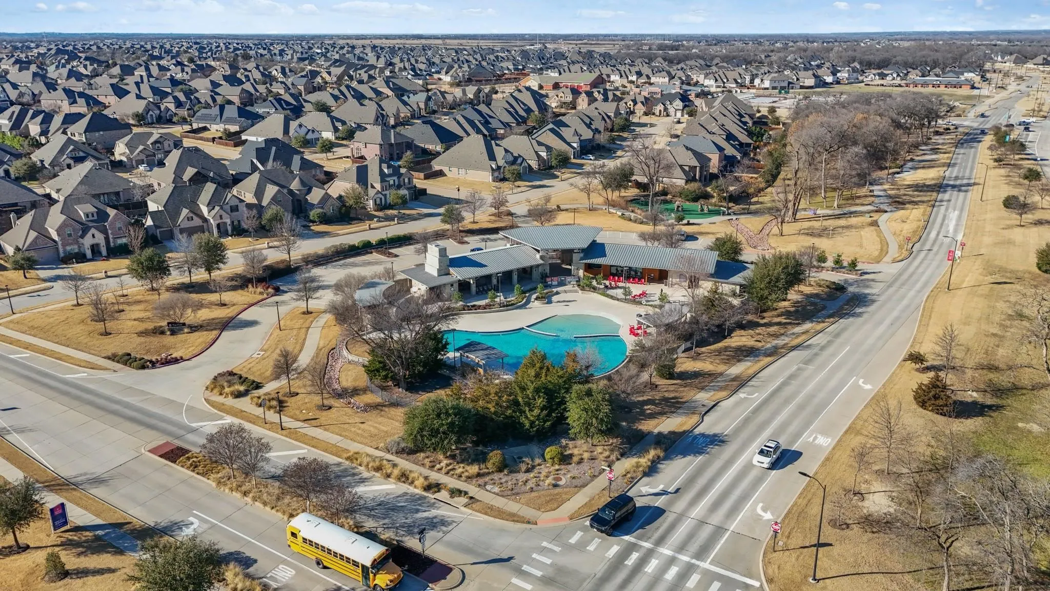 Single Family Residence For Sale in Collin County , 7309 Clear Rapids Drive, Mc Kinney, Texas 75071, 3 Bedroom, 3 Bathroom, 2 Garage spaces, 2,827 Sqft, built in 2018, mls#21373369, Real Estate Agent in Mc Kinney, Homes For Sale in Collin county, Homes For Sale in Mc Kinney, Realtor in Mc Kinney Texas, Real Estate Brokerage Independent Realty Texas, Luminita Cordes Realtor