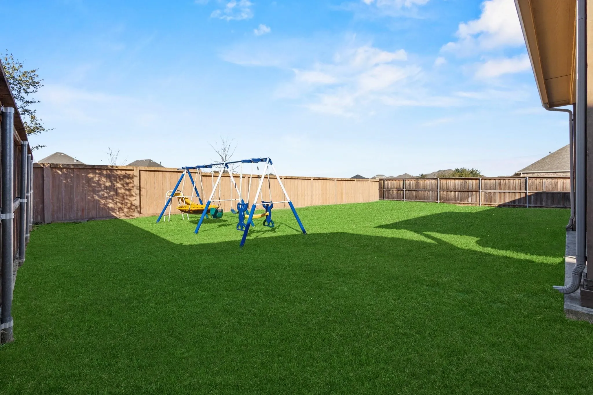 Single Family Residence For Sale in Collin County , 7309 Clear Rapids Drive, Mc Kinney, Texas 75071, 3 Bedroom, 3 Bathroom, 2 Garage spaces, 2,827 Sqft, built in 2018, mls#21373369, Real Estate Agent in Mc Kinney, Homes For Sale in Collin county, Homes For Sale in Mc Kinney, Realtor in Mc Kinney Texas, Real Estate Brokerage Independent Realty Texas, Luminita Cordes Realtor