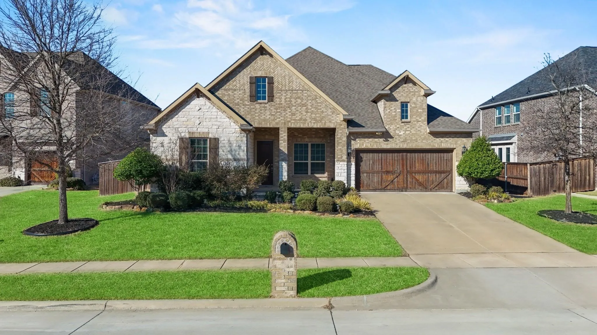 Single Family Residence For Sale in Collin County , 7309 Clear Rapids Drive, Mc Kinney, Texas 75071, 3 Bedroom, 3 Bathroom, 2 Garage spaces, 2,827 Sqft, built in 2018, mls#21373369, Real Estate Agent in Mc Kinney, Homes For Sale in Collin county, Homes For Sale in Mc Kinney, Realtor in Mc Kinney Texas, Real Estate Brokerage Independent Realty Texas, Luminita Cordes Realtor