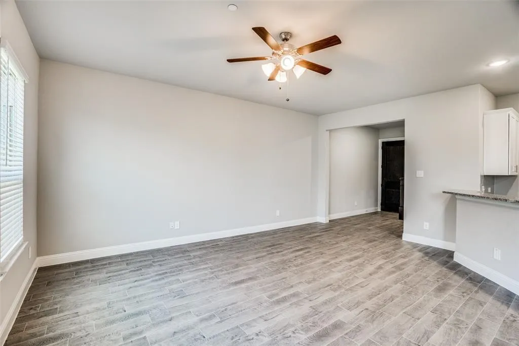 Townhouse For Rent in Collin County , 517 sequoia Street, Allen, Texas 75002, 3 Bedroom, 3 Bathroom, 2 Garage spaces, 1,975 Sqft, built in 2021, mls#21378161, Real Estate Agent in Allen, Homes For Rent in Collin county, Homes For Rent in Allen, Realtor in Allen Texas, Real Estate Brokerage Independent Realty Texas, Luminita Cordes Realtor