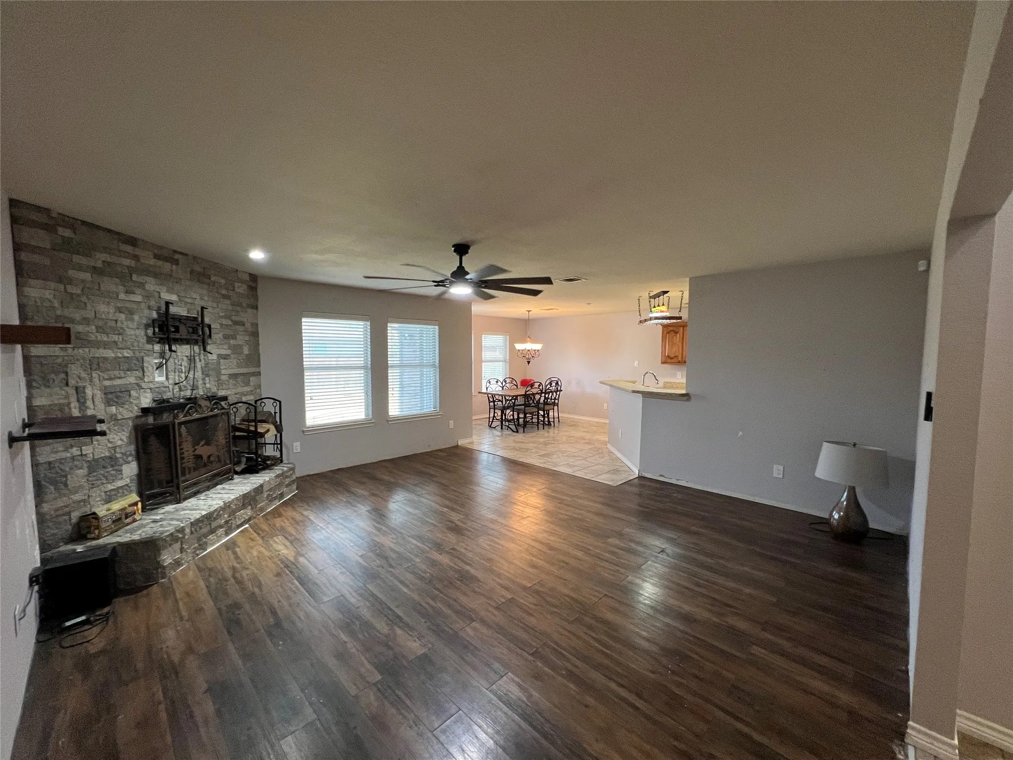 Single Family Residence For Sale in Rockwall County , 2800 Redwood Street, Royse City, Texas 75189, 4 Bedroom, 3 Bathroom, 2 Garage spaces, 2,068 Sqft, built in 2007, mls#21378157, Real Estate Agent in Royse City, Homes For Sale in Rockwall county, Homes For Sale in Royse City, Realtor in Royse City Texas, Real Estate Brokerage Independent Realty Texas, Luminita Cordes Realtor