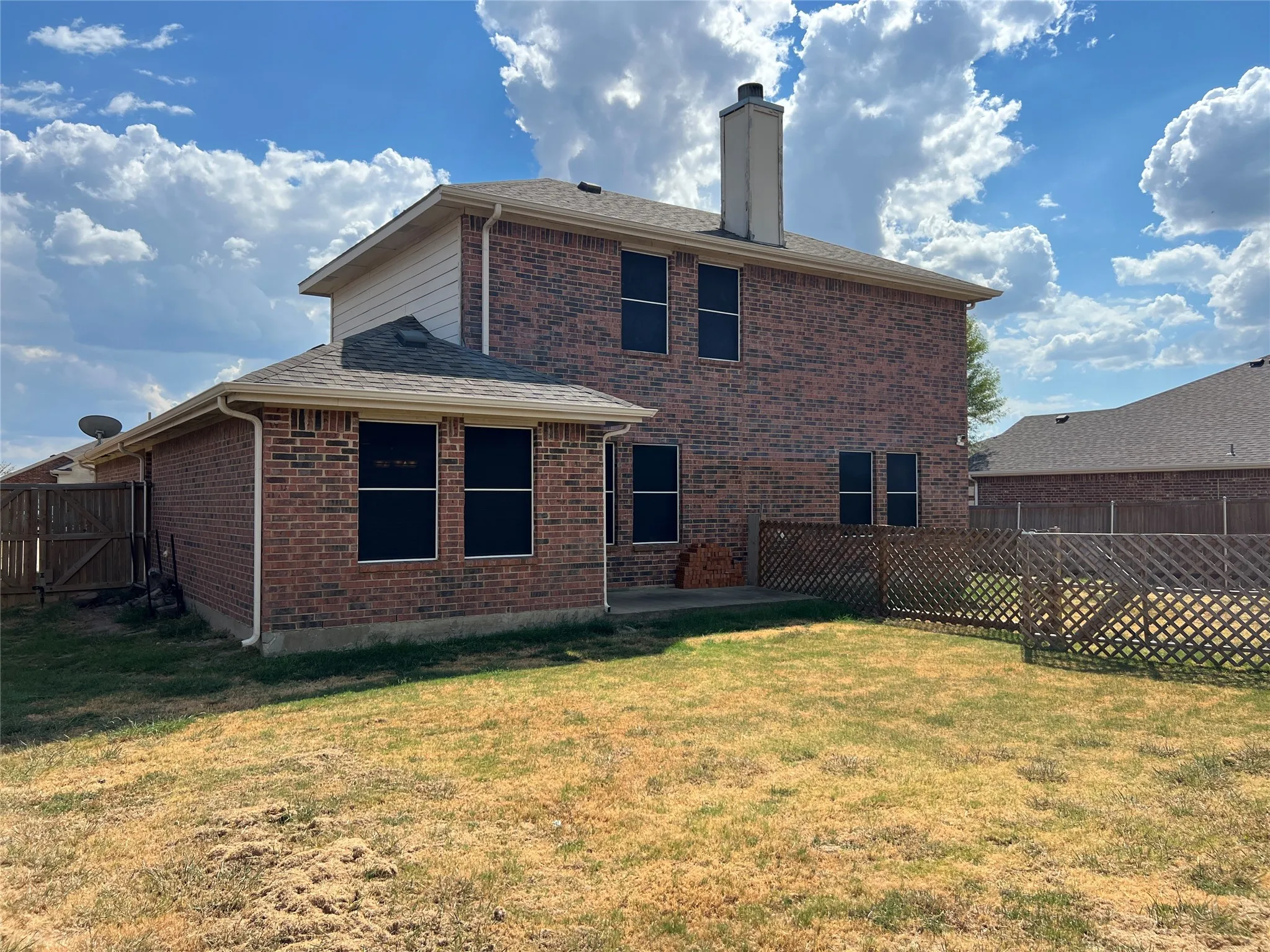 Single Family Residence For Sale in Rockwall County , 2800 Redwood Street, Royse City, Texas 75189, 4 Bedroom, 3 Bathroom, 2 Garage spaces, 2,068 Sqft, built in 2007, mls#21378157, Real Estate Agent in Royse City, Homes For Sale in Rockwall county, Homes For Sale in Royse City, Realtor in Royse City Texas, Real Estate Brokerage Independent Realty Texas, Luminita Cordes Realtor