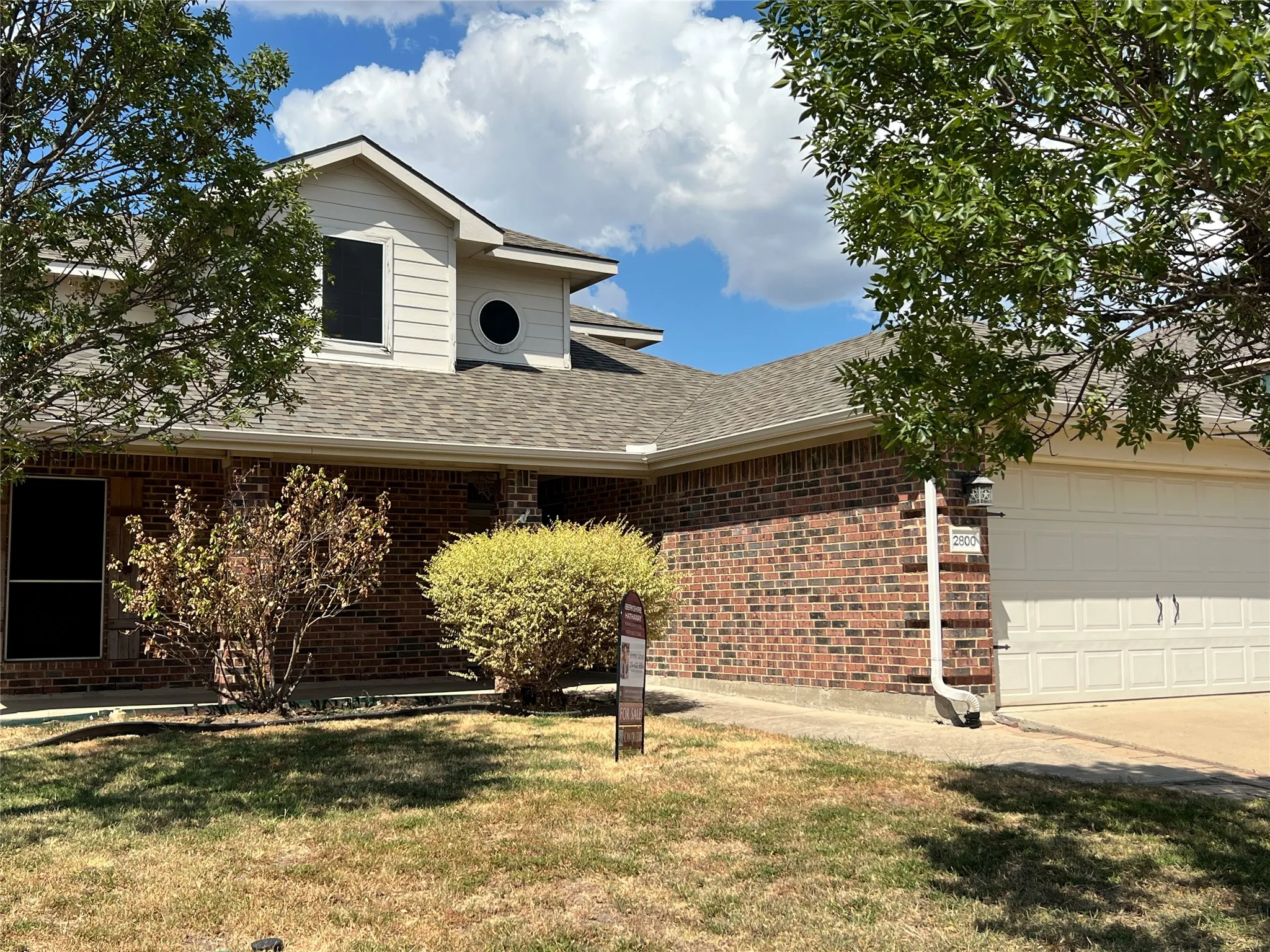 Single Family Residence For Sale in Rockwall County , 2800 Redwood Street, Royse City, Texas 75189, 4 Bedroom, 3 Bathroom, 2 Garage spaces, 2,068 Sqft, built in 2007, mls#21378157, Real Estate Agent in Royse City, Homes For Sale in Rockwall county, Homes For Sale in Royse City, Realtor in Royse City Texas, Real Estate Brokerage Independent Realty Texas, Luminita Cordes Realtor