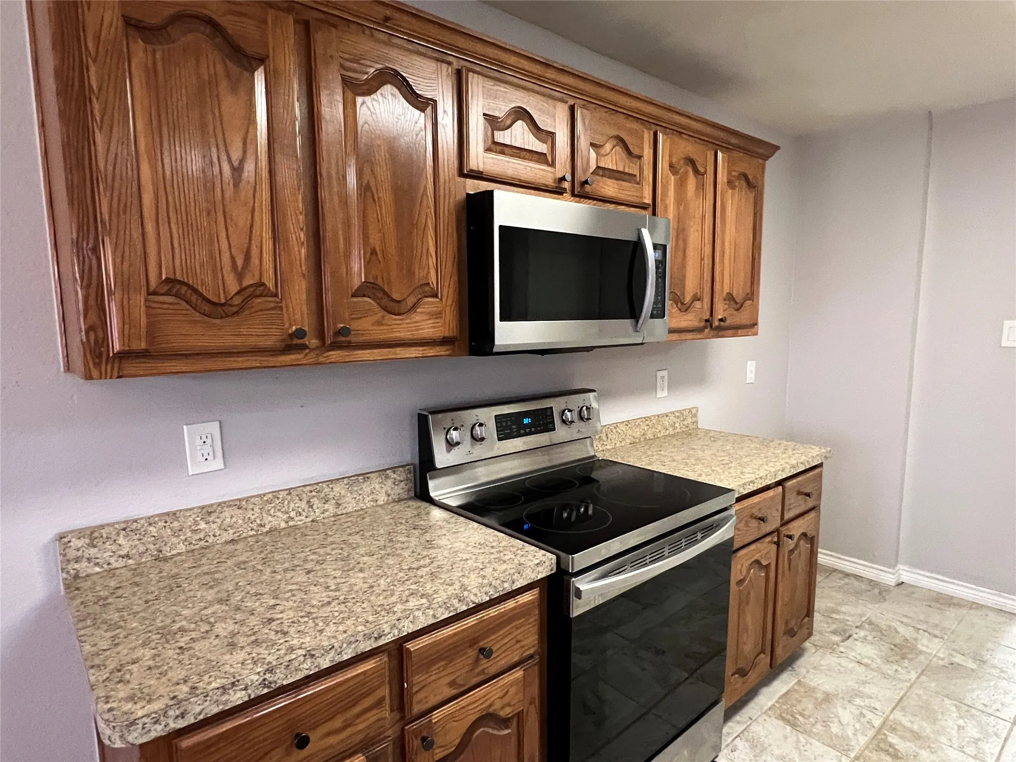 Single Family Residence For Sale in Rockwall County , 2800 Redwood Street, Royse City, Texas 75189, 4 Bedroom, 3 Bathroom, 2 Garage spaces, 2,068 Sqft, built in 2007, mls#21378157, Real Estate Agent in Royse City, Homes For Sale in Rockwall county, Homes For Sale in Royse City, Realtor in Royse City Texas, Real Estate Brokerage Independent Realty Texas, Luminita Cordes Realtor