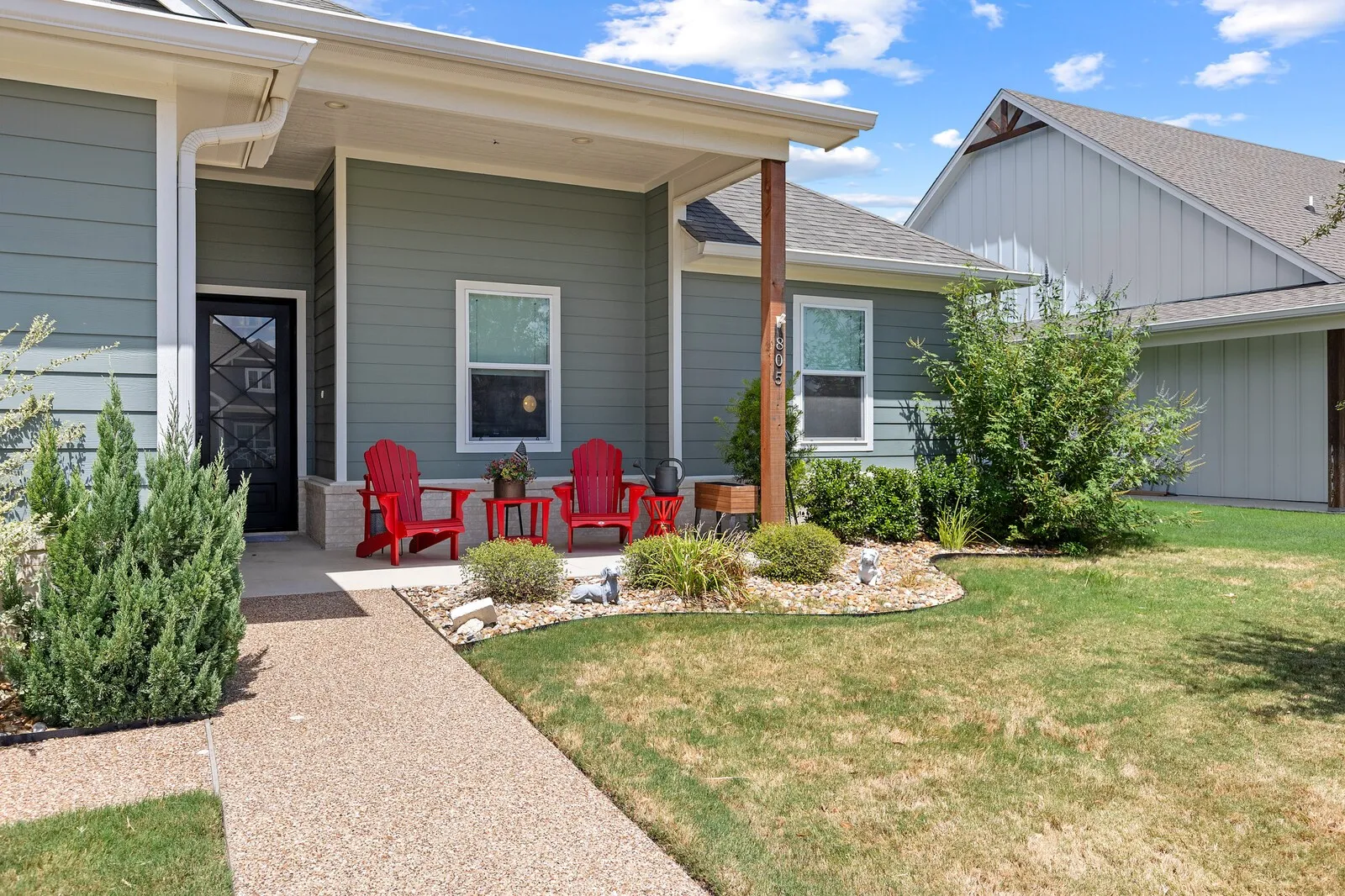 Single Family Residence For Sale in Mc Lennan County , 805 Forward Pass Drive, Hewitt, Texas 76643, 4 Bedroom, 3 Bathroom, 2 Garage spaces, 2,359 Sqft, built in 2022, mls#21378171, Real Estate Agent in Hewitt, Homes For Sale in Mc Lennan county, Homes For Sale in Hewitt, Realtor in Hewitt Texas, Real Estate Brokerage Independent Realty Texas, Luminita Cordes Realtor